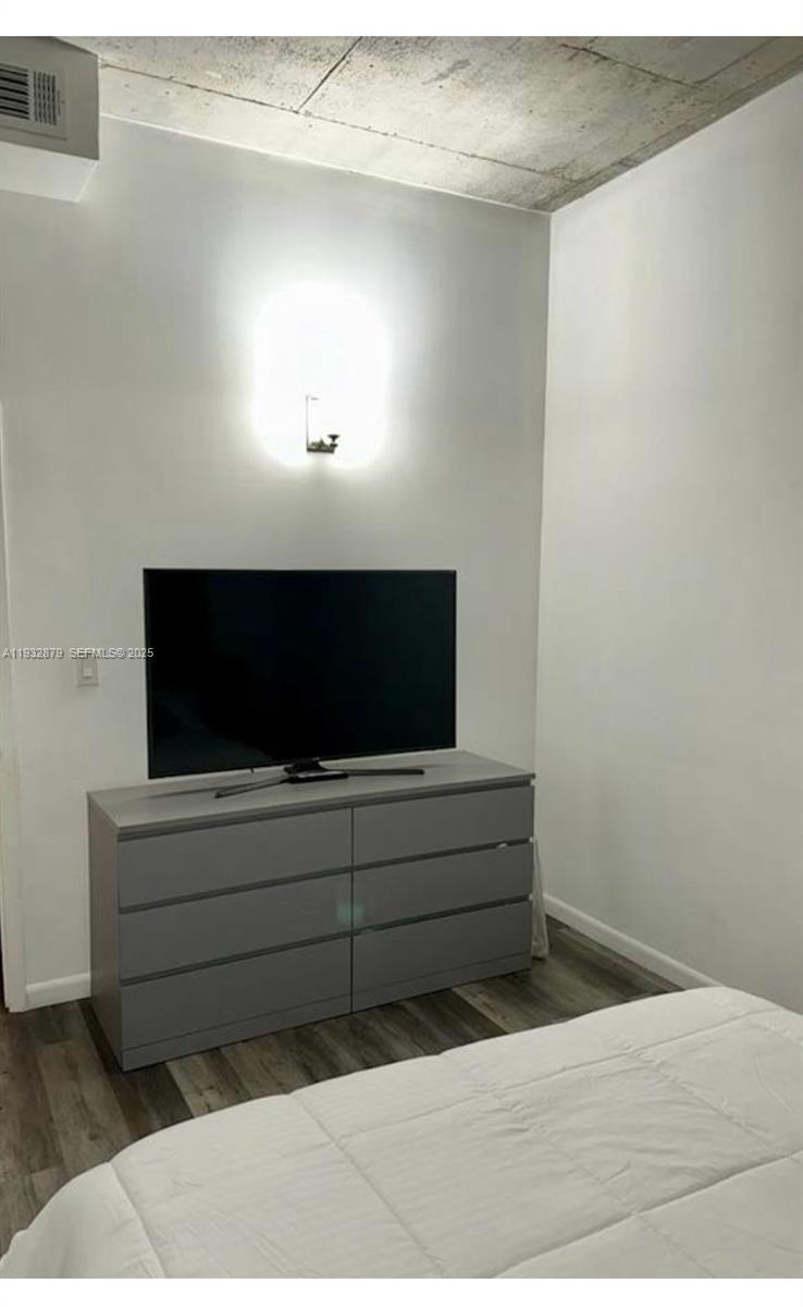 133 NE 2nd Ave # 2108, Miami FL 33132 photo 4