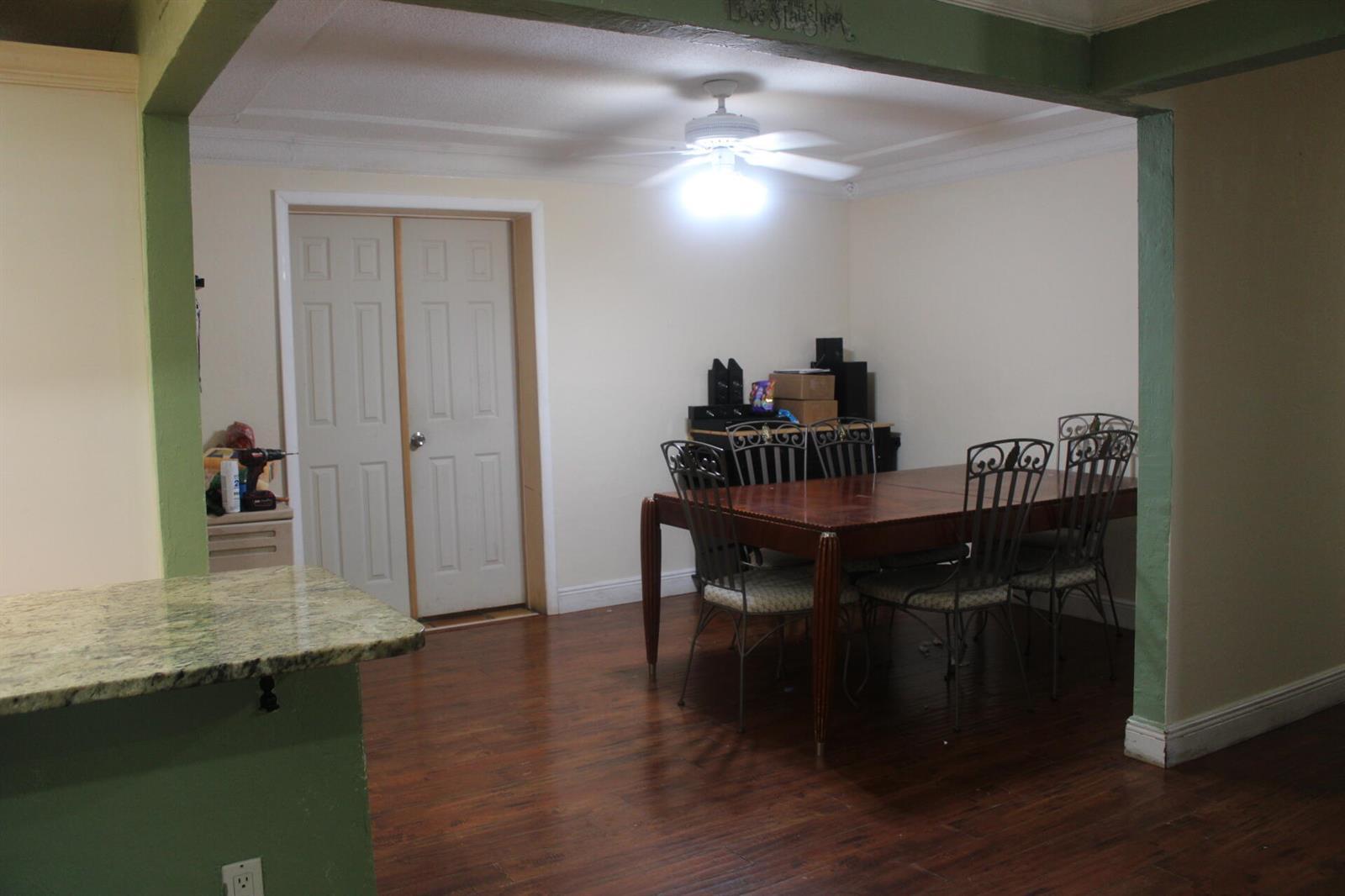 2842 Somerset Road Road, Lake Worth FL 33462 photo 3