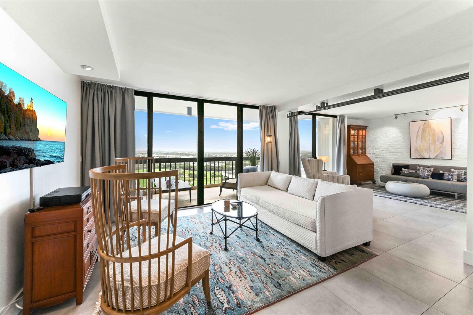 2425 Presidential Way # 1806, West Palm Beach FL 33401 photo 4