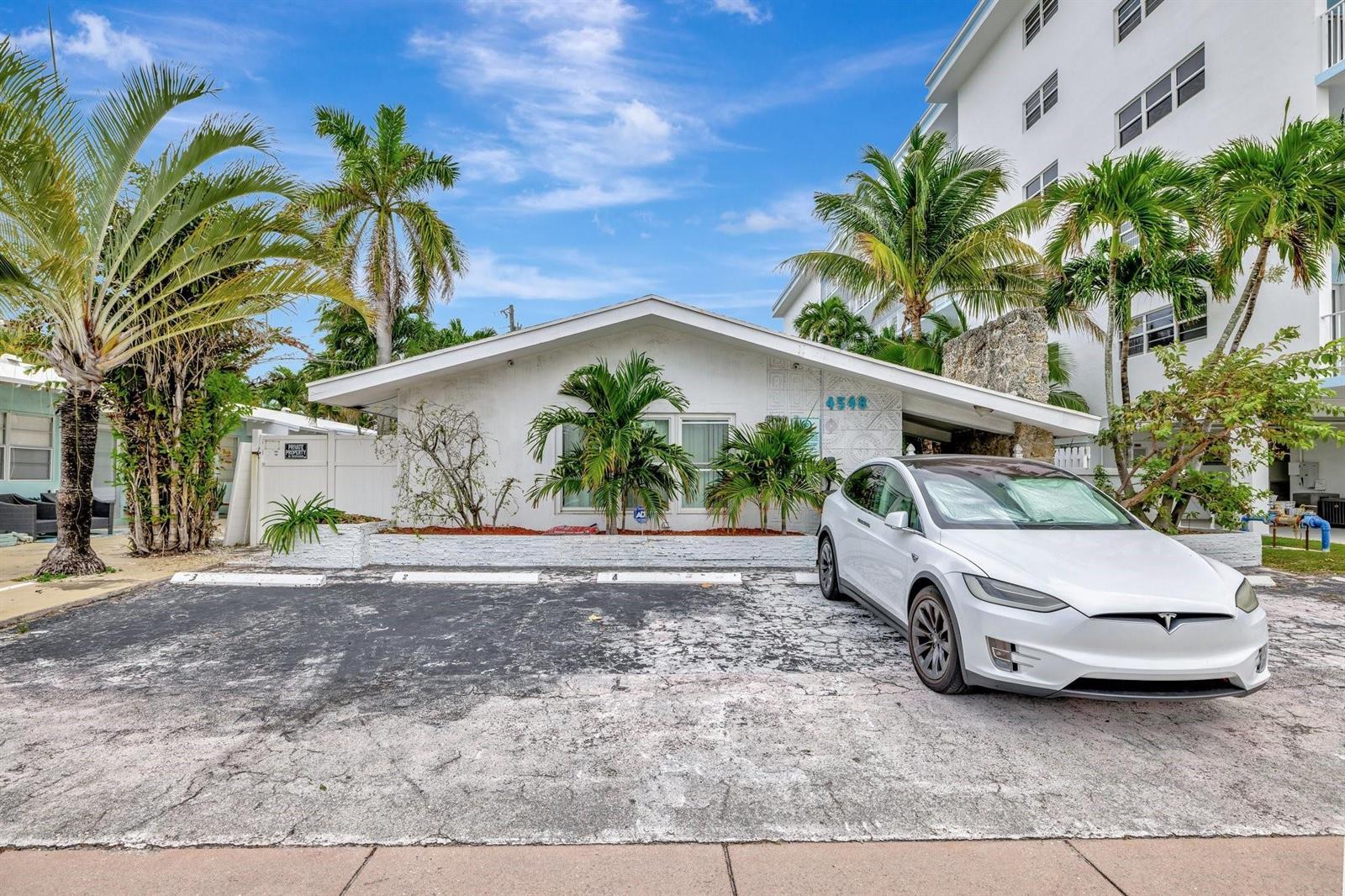 4548 N Ocean # 4, Lauderdale By The Sea FL 33313 photo 3