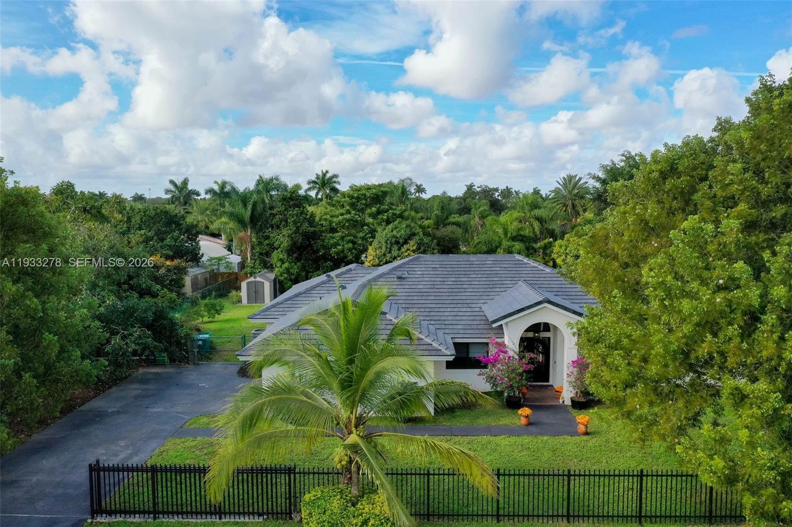 27260 SW 167th Ct, Homestead FL 33031 photo 2