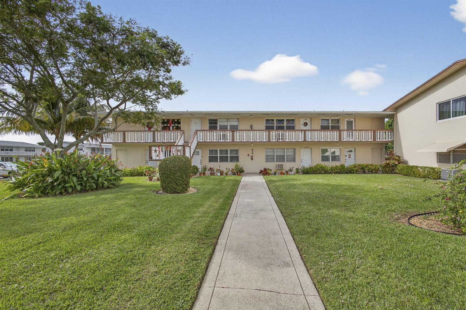 193 Easthampton I, West Palm Beach FL 33417 photo 2