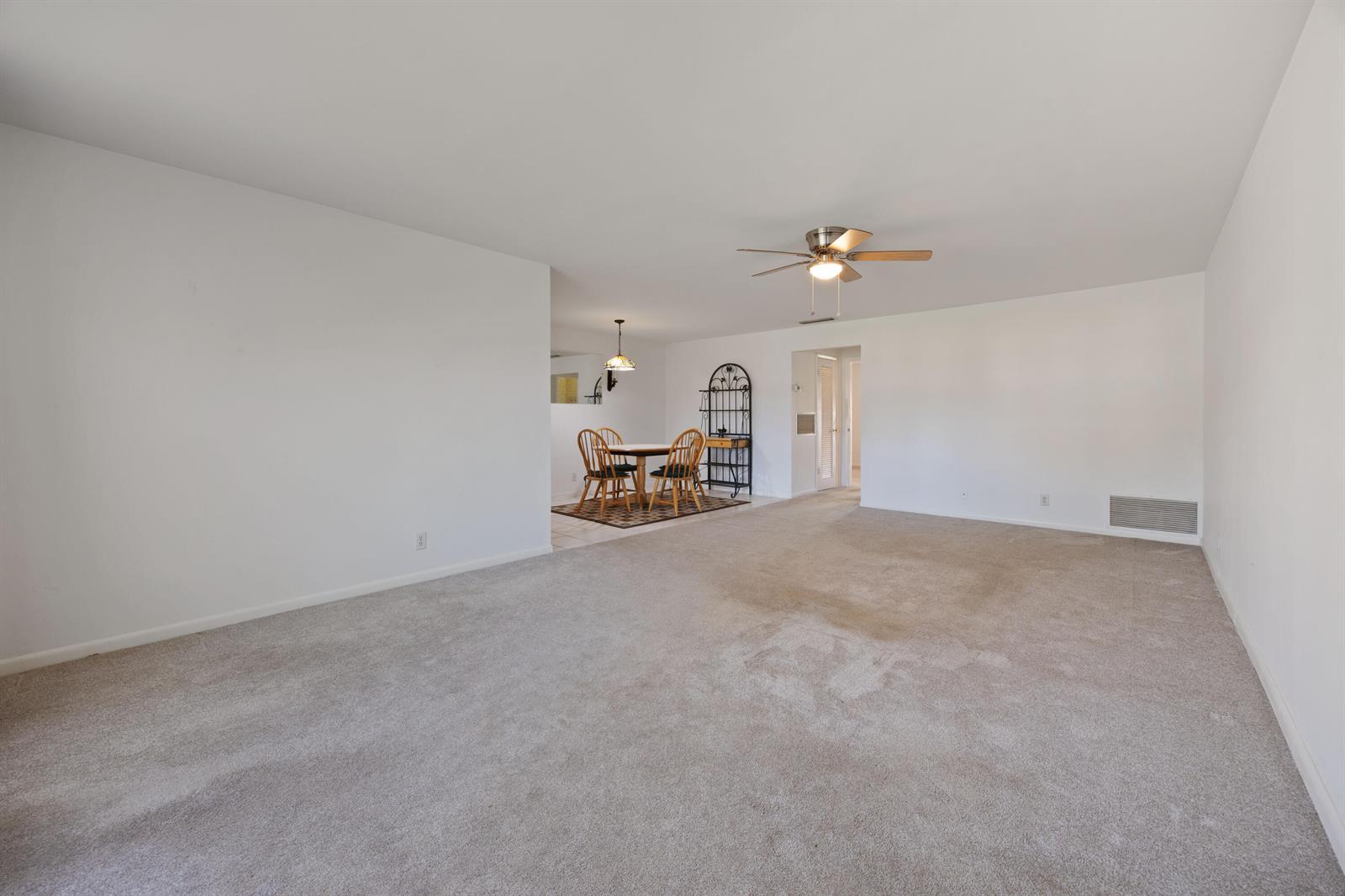 280 High Point Boulevard # C, Boynton Beach FL 33435 photo 2