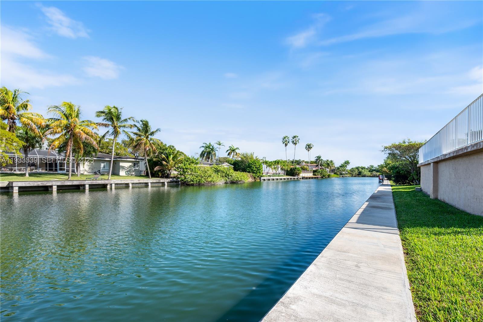1511 Agua Ave, Coral Gables FL 33156 photo 2