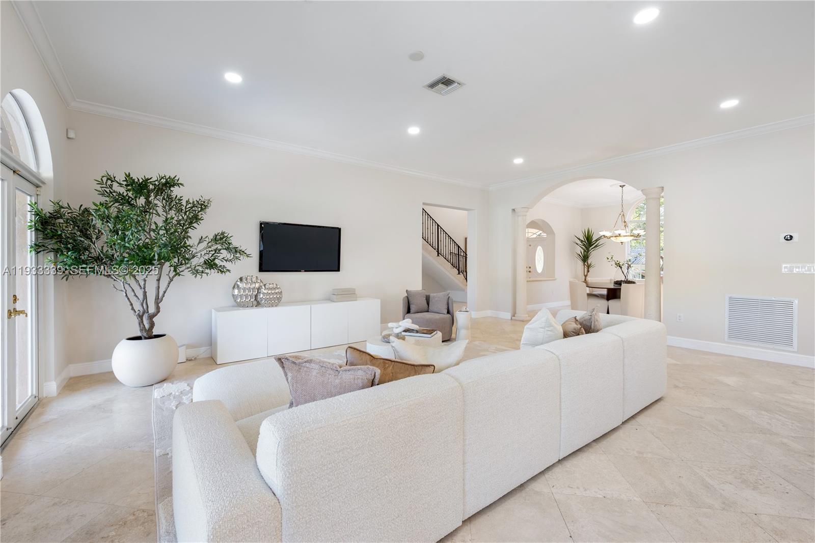 1511 Agua Ave, Coral Gables FL 33156 photo 3