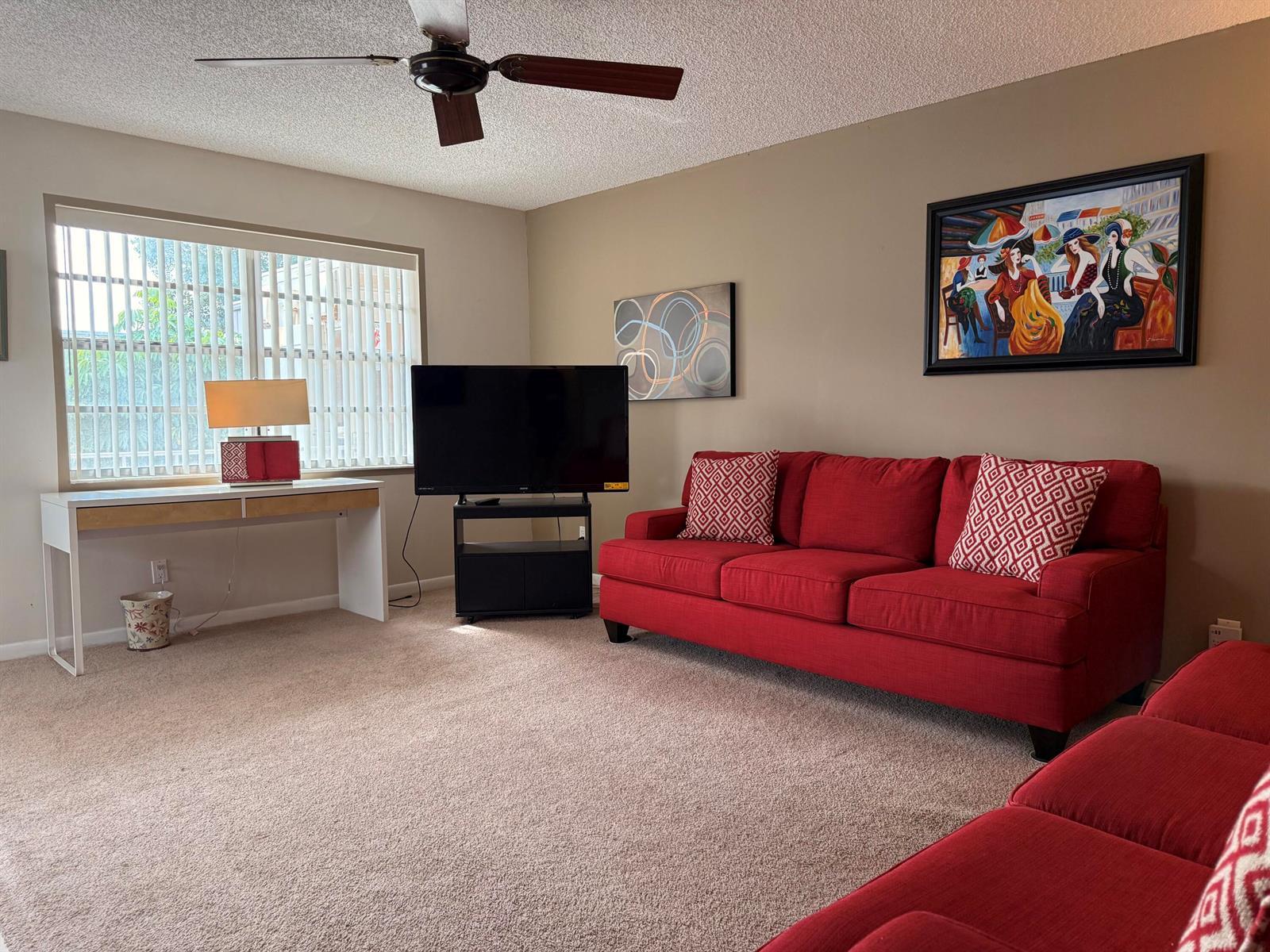 470 Capri J, Delray Beach FL 33484 photo 3