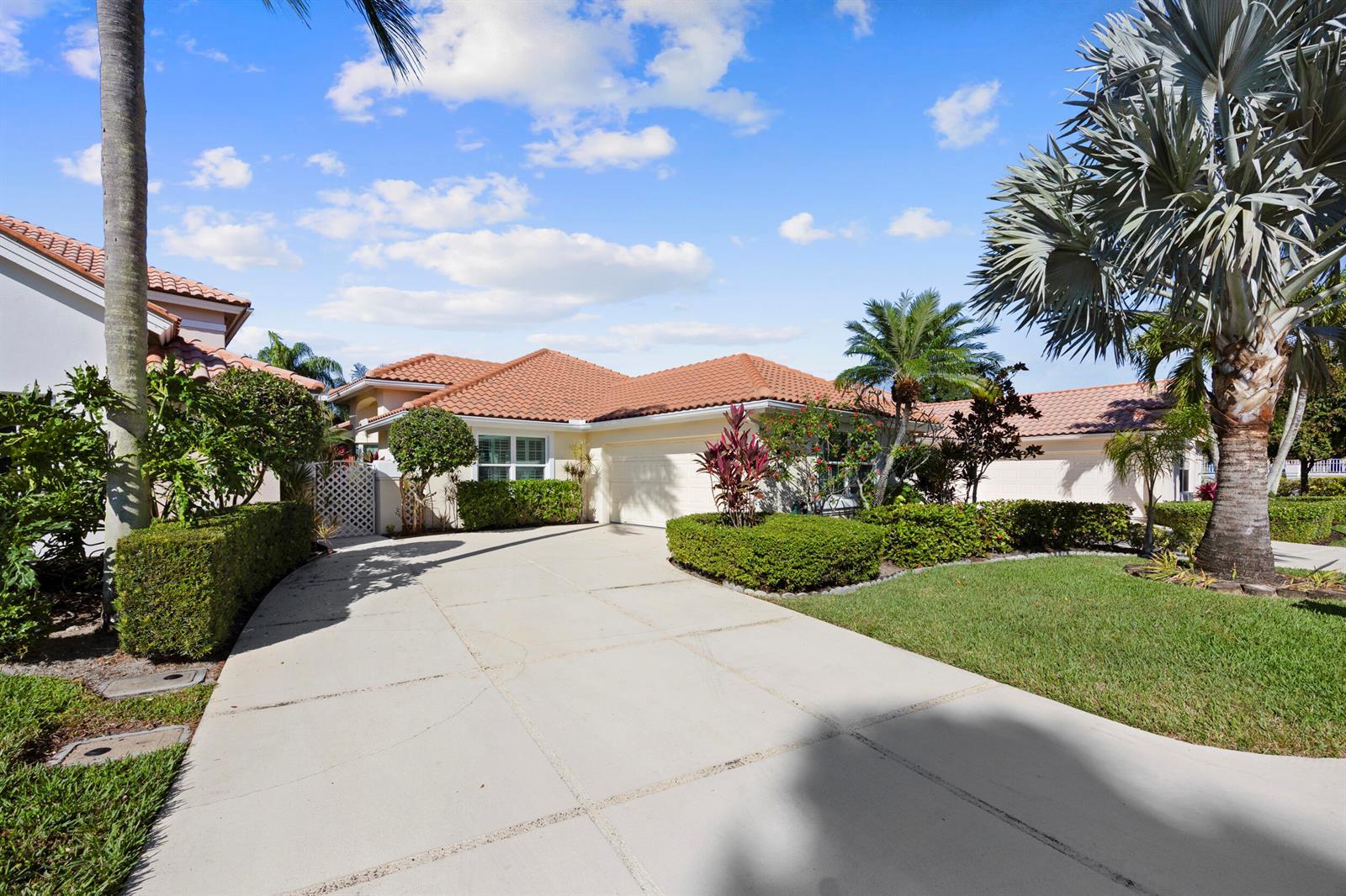 122 Eagleton Lane, Palm Beach Gardens FL 33418 photo 2