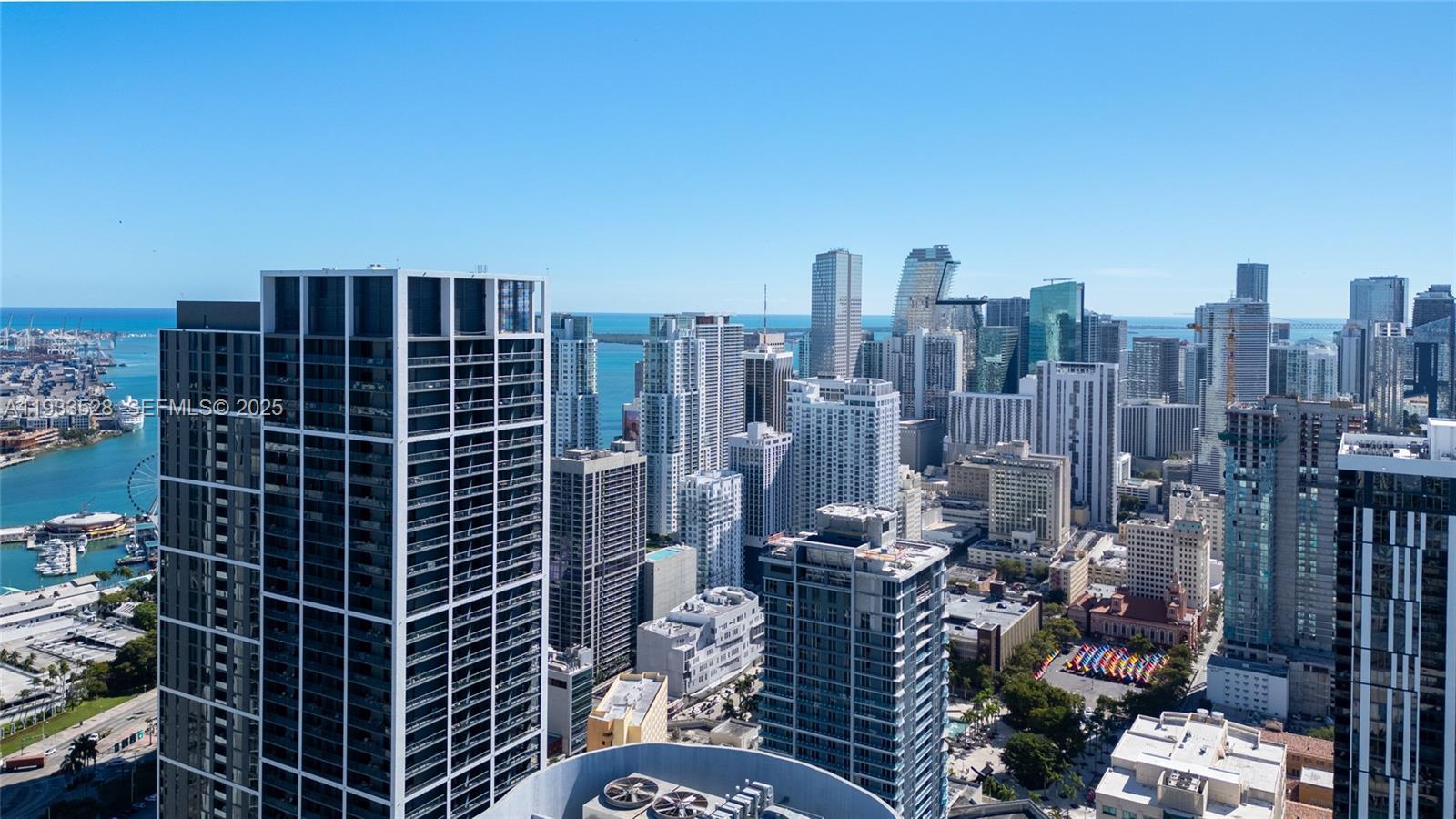 601 NE 1St Ave, Miami FL 33132 photo 4