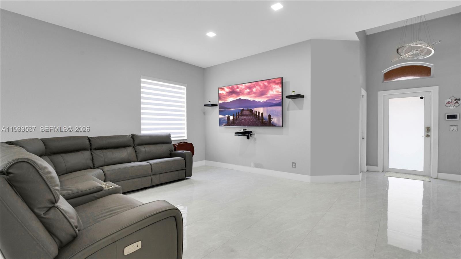 5460 SW 129th Ave, Miramar FL 33027 photo 2