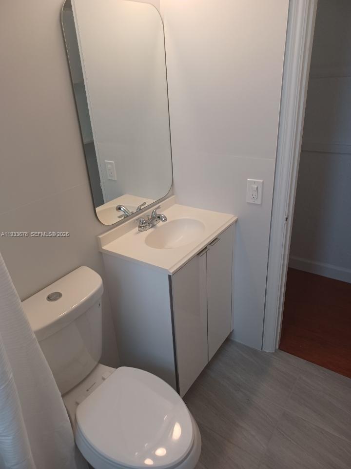 6950 Byron Ave # 7, Miami Beach FL 33141 photo 2