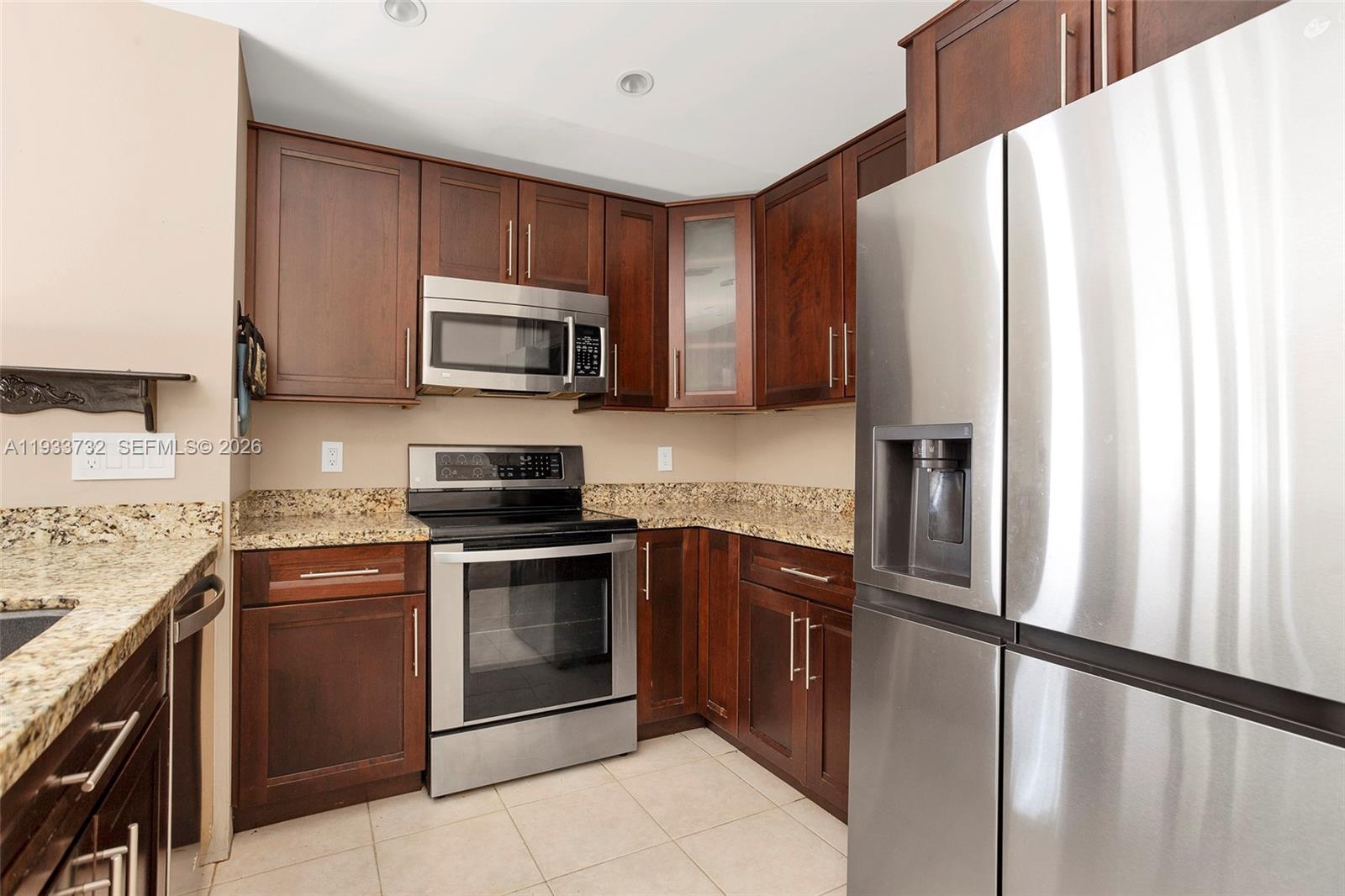 3074 S Oakland Forest Dr # 702, Oakland Park FL 33309 photo 2