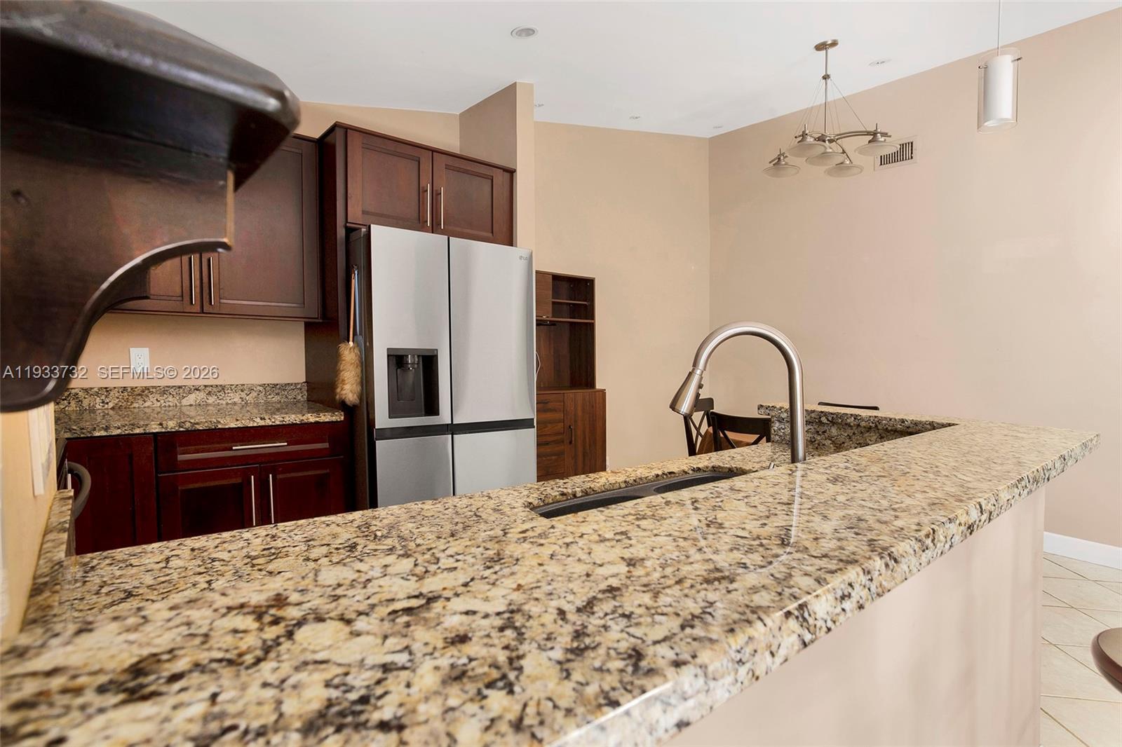 3074 S Oakland Forest Dr # 702, Oakland Park FL 33309 photo 5