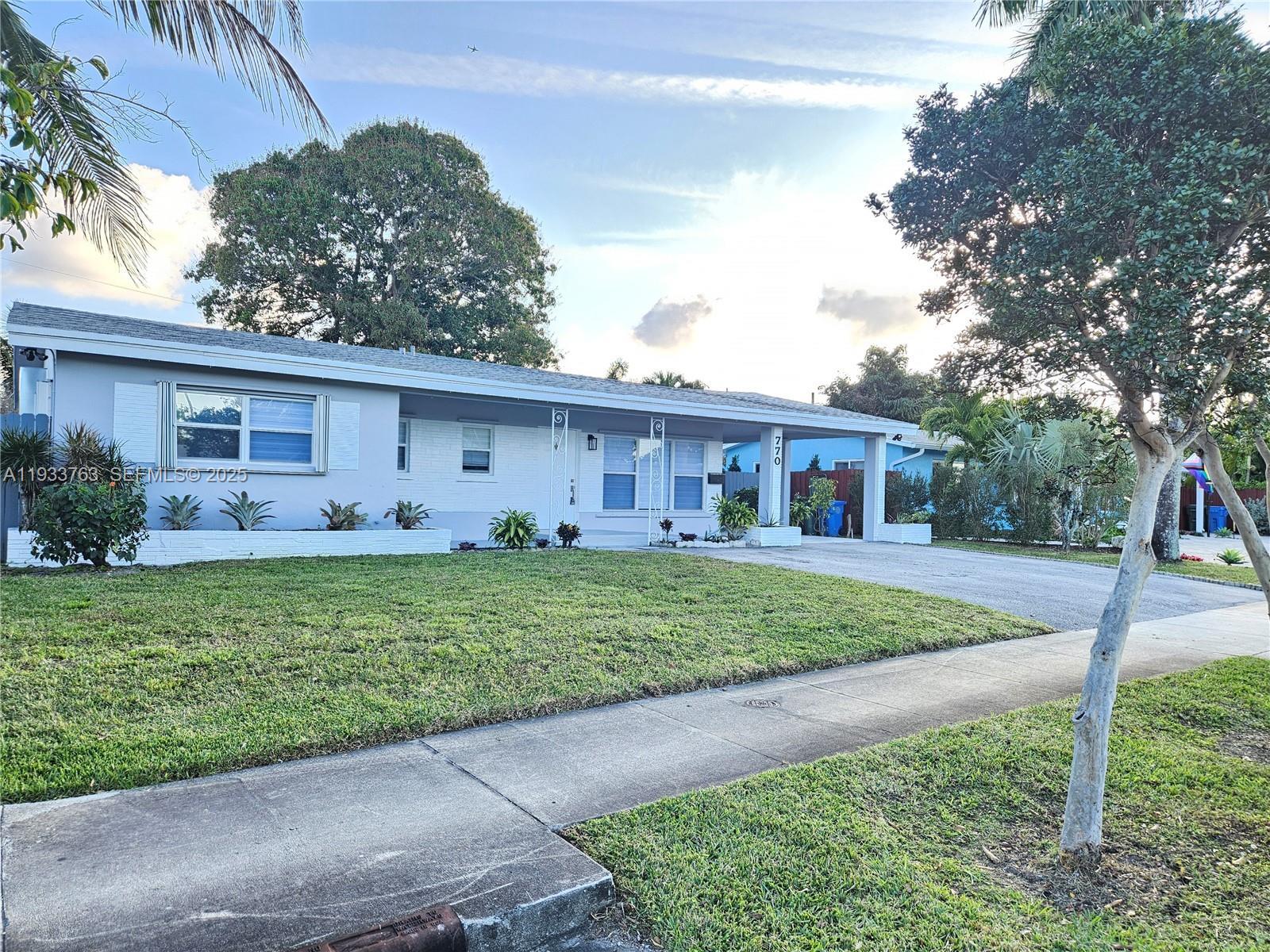 770 NW 38th St, Oakland Park FL 33309