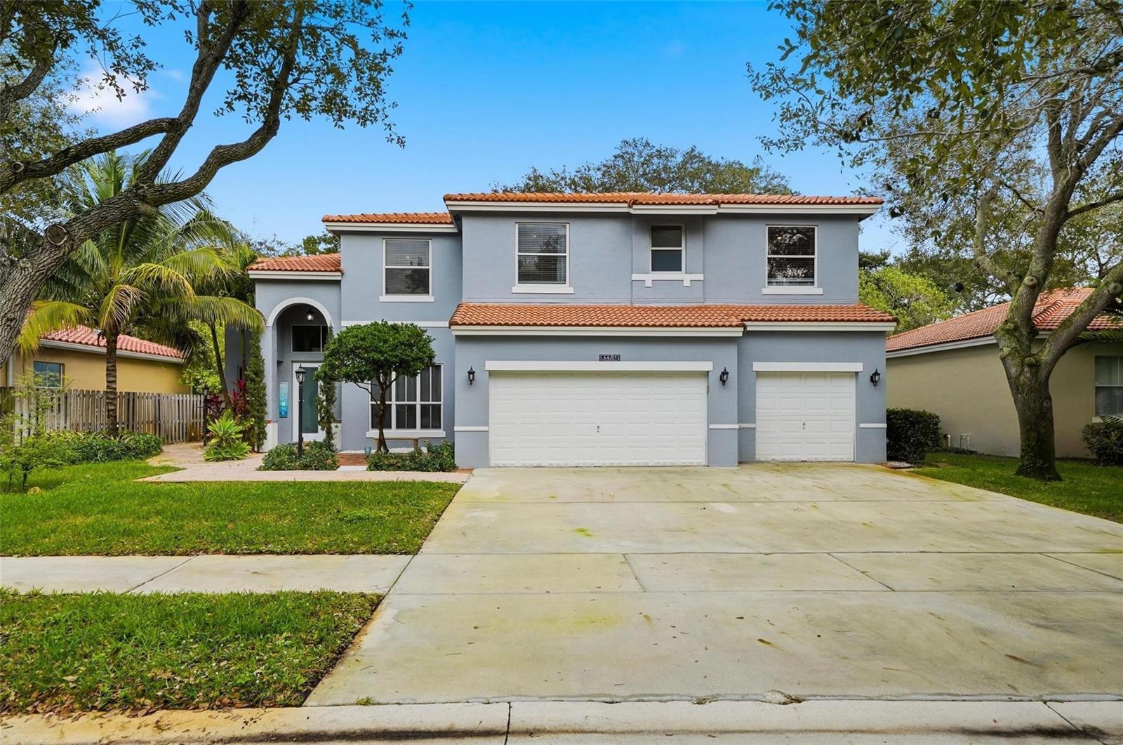 4480 NW 42nd Terrace, Coconut Creek FL 33073 photo 2