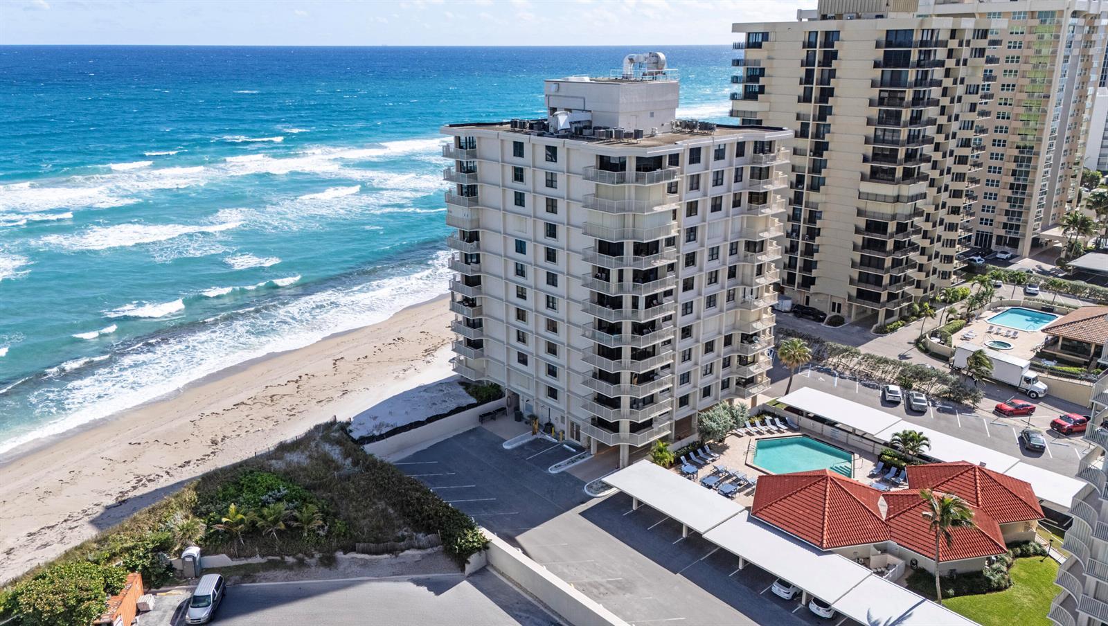 5480 N Ocean Drive, Singer Island FL 33404 photo 2