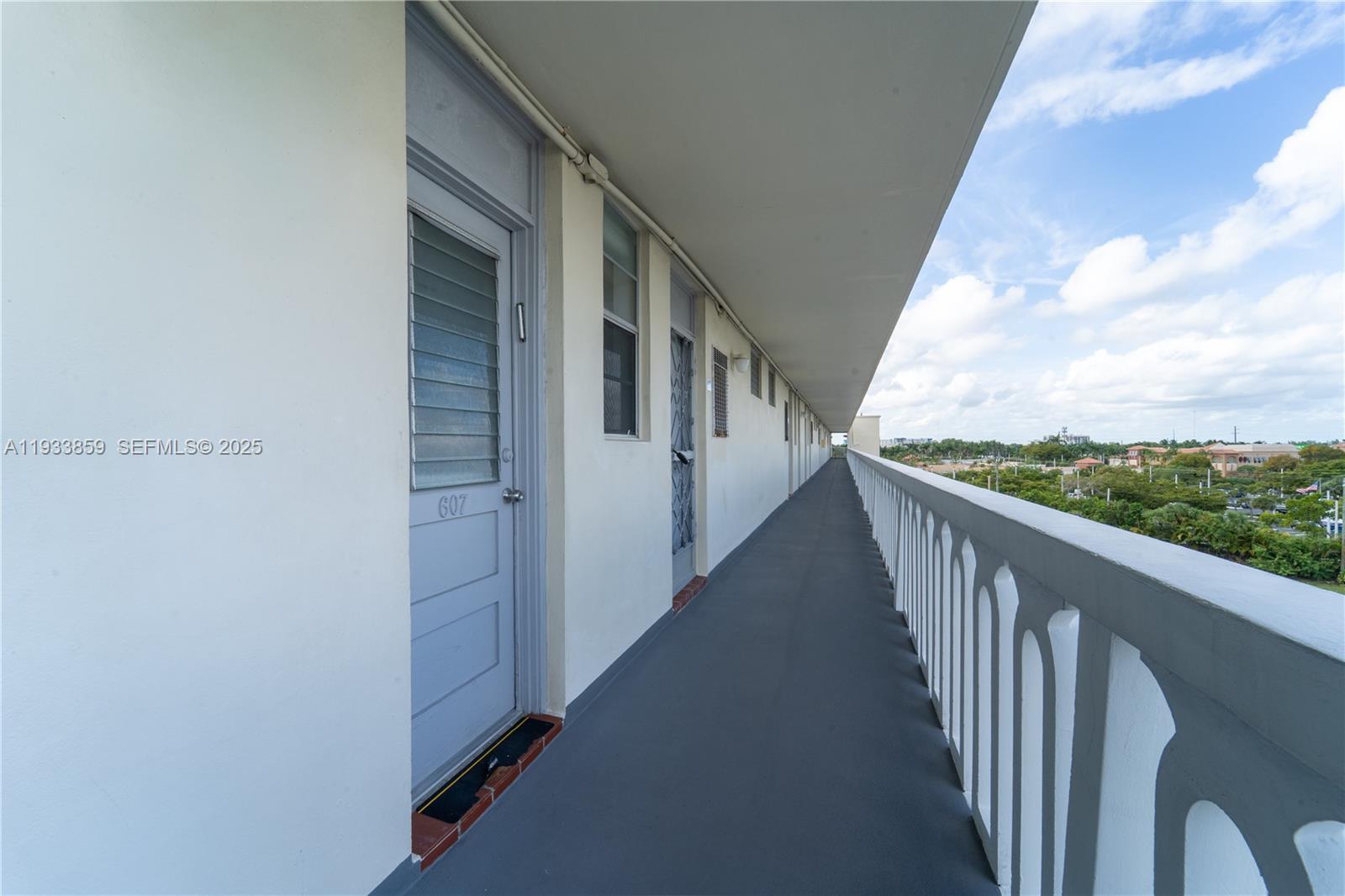 2855 Leonard Dr # H607, Aventura FL 33160 photo 5