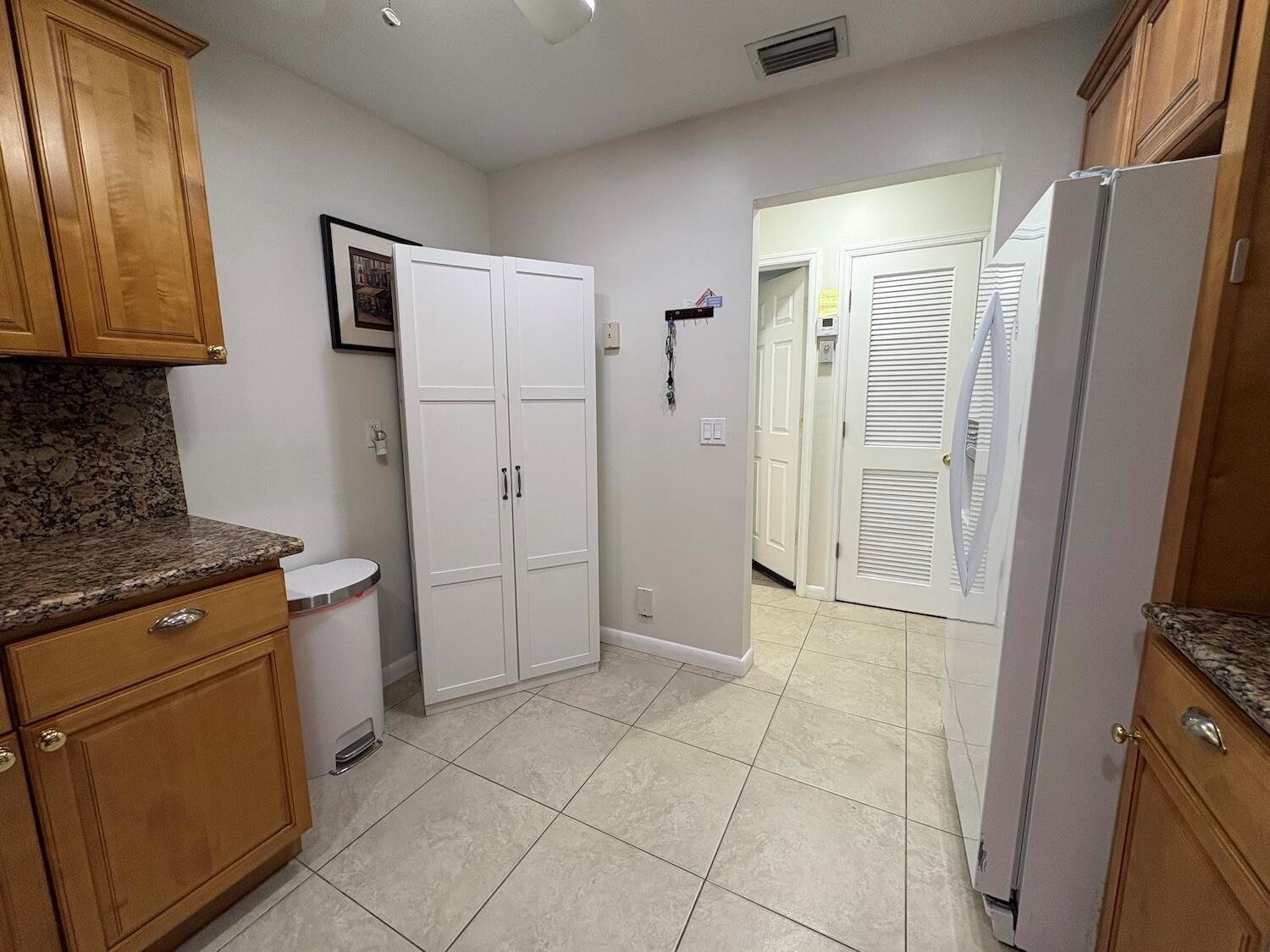 22765 SW 66th Avenue # 204, Boca Raton FL 33428 photo 4