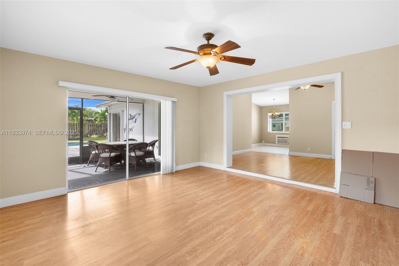 4310 SW 9th Ct, Plantation FL 33317 photo 4