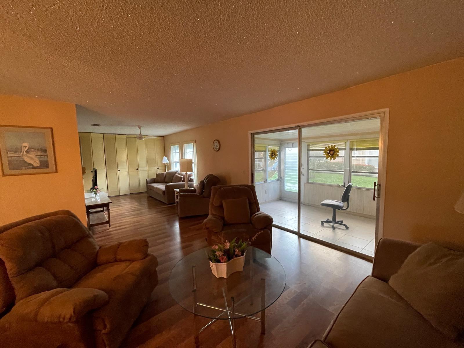 127 Amherst Lane # 127, Lake Worth FL 33467 photo 3