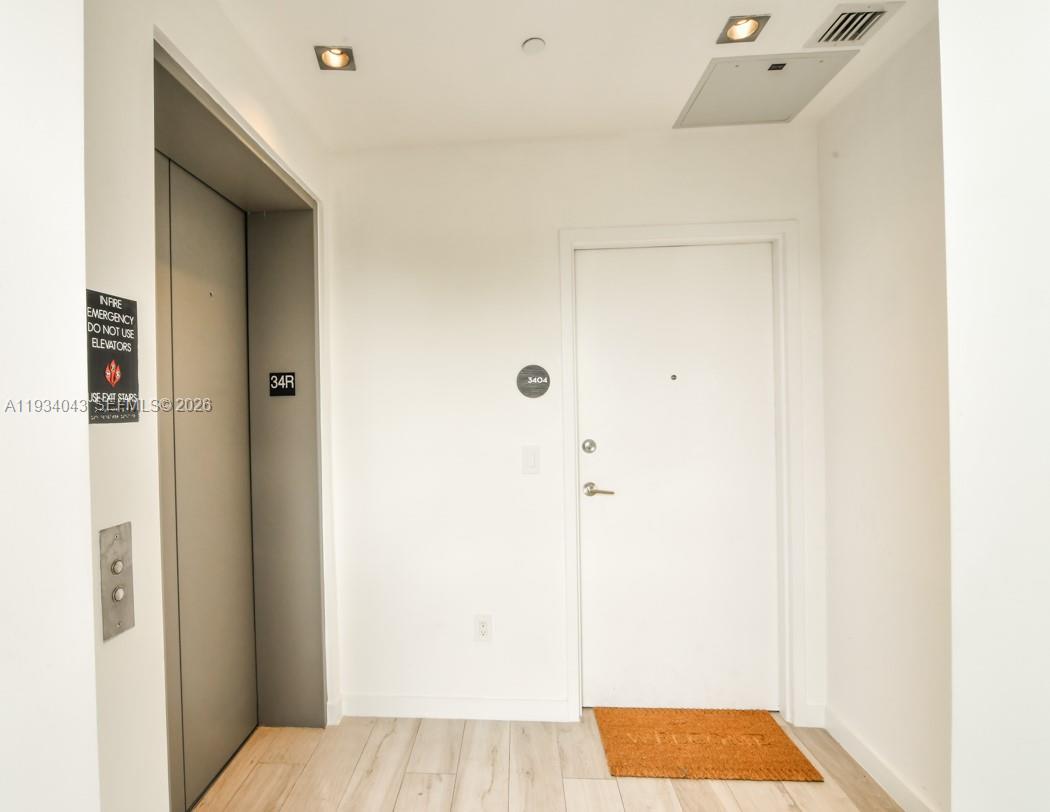 480 NE 31st St # 3404, Miami FL 33137 photo 3