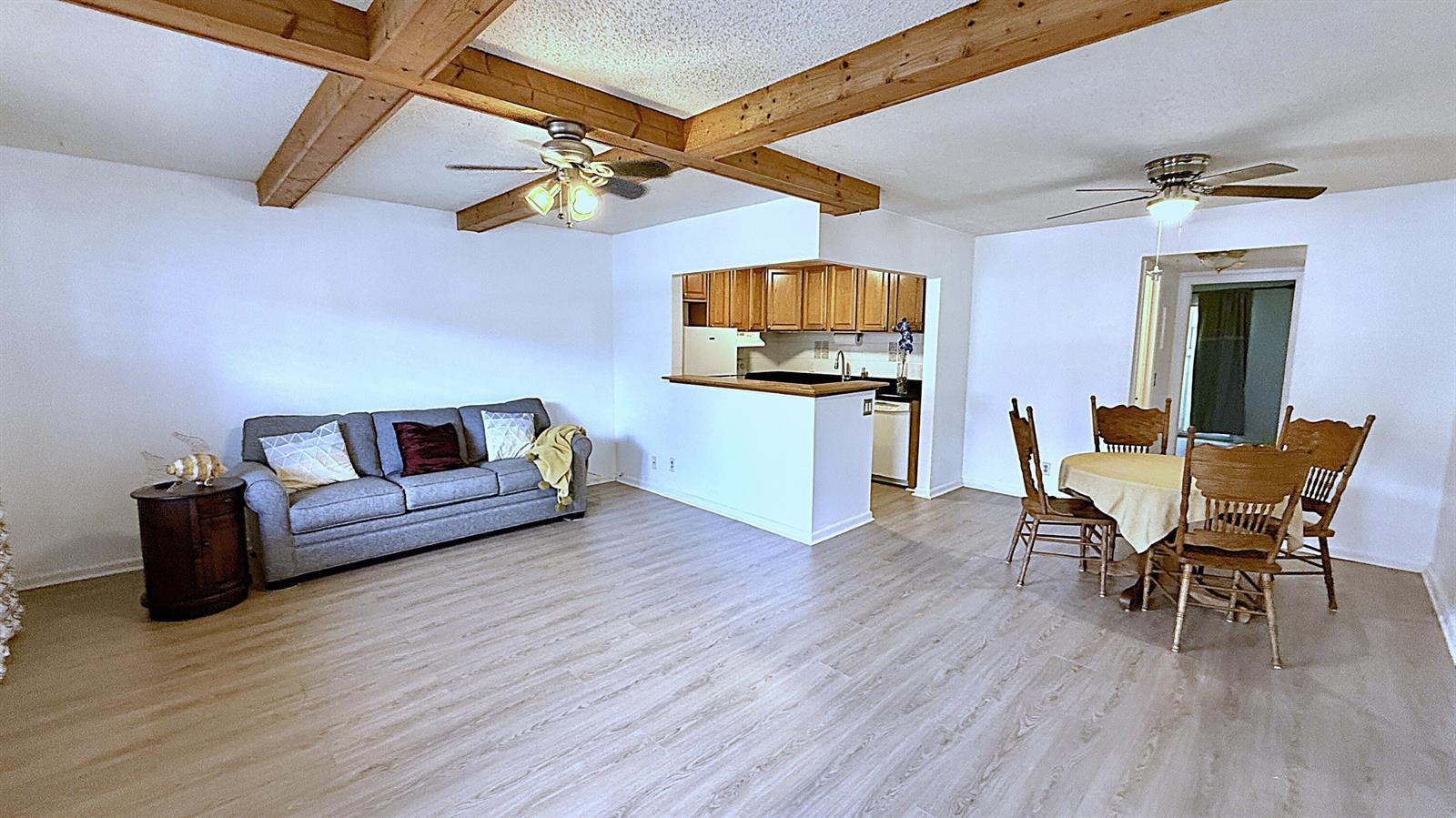 253 Newport P, Deerfield Beach FL 33442 photo 3