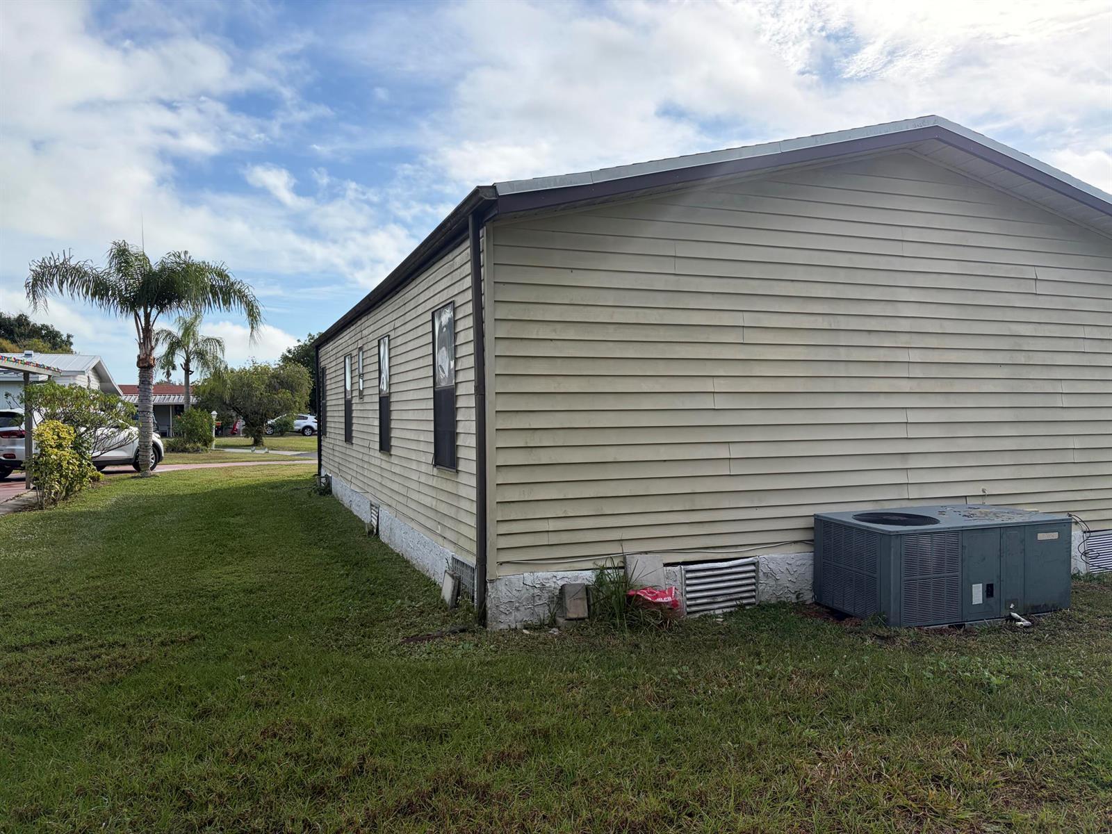202 Travis Cay Place # 9, Fort Pierce FL 34982 photo 2