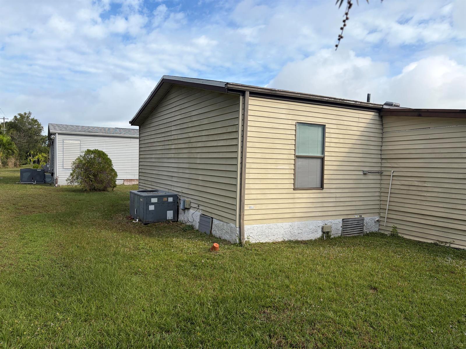 202 Travis Cay Place # 9, Fort Pierce FL 34982 photo 3