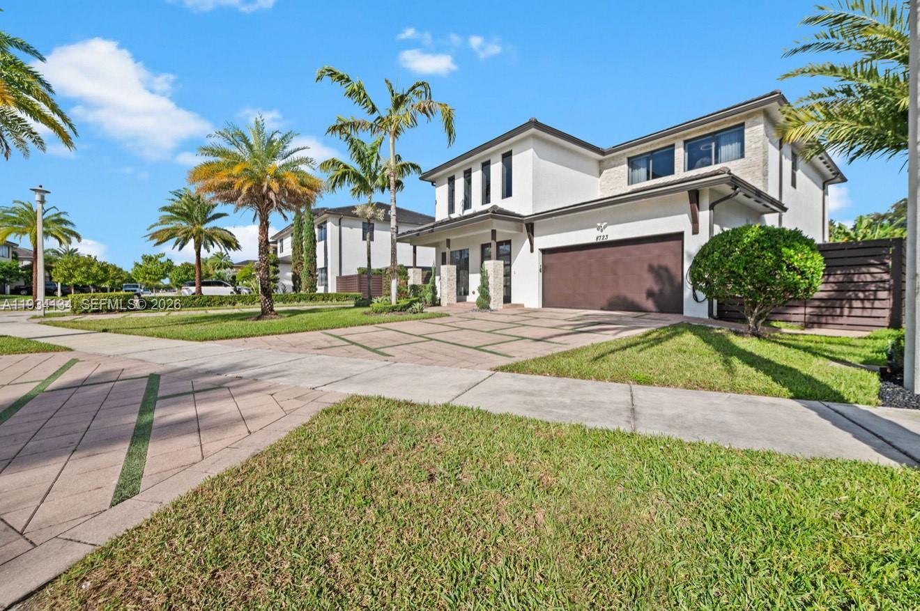 8723 NW 161st Ter, Miami Lakes FL 33018 photo 3