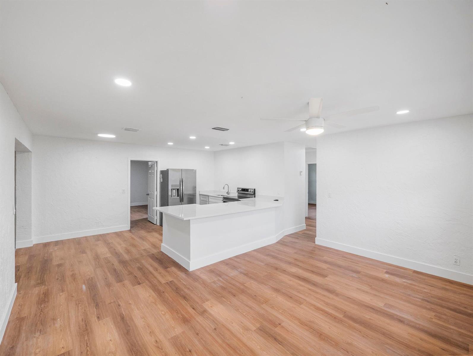 133 NW 14th Avenue, Boynton Beach FL 33435 photo 4