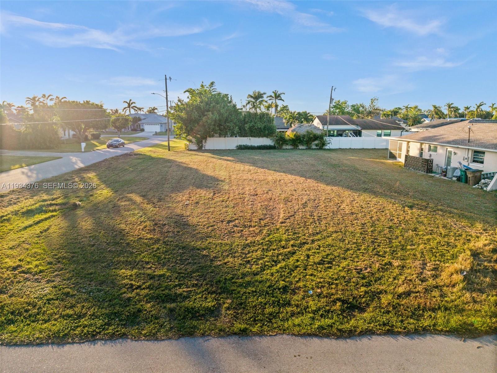 1236 SE 21st Place, Cape Coral FL 33990 photo 4