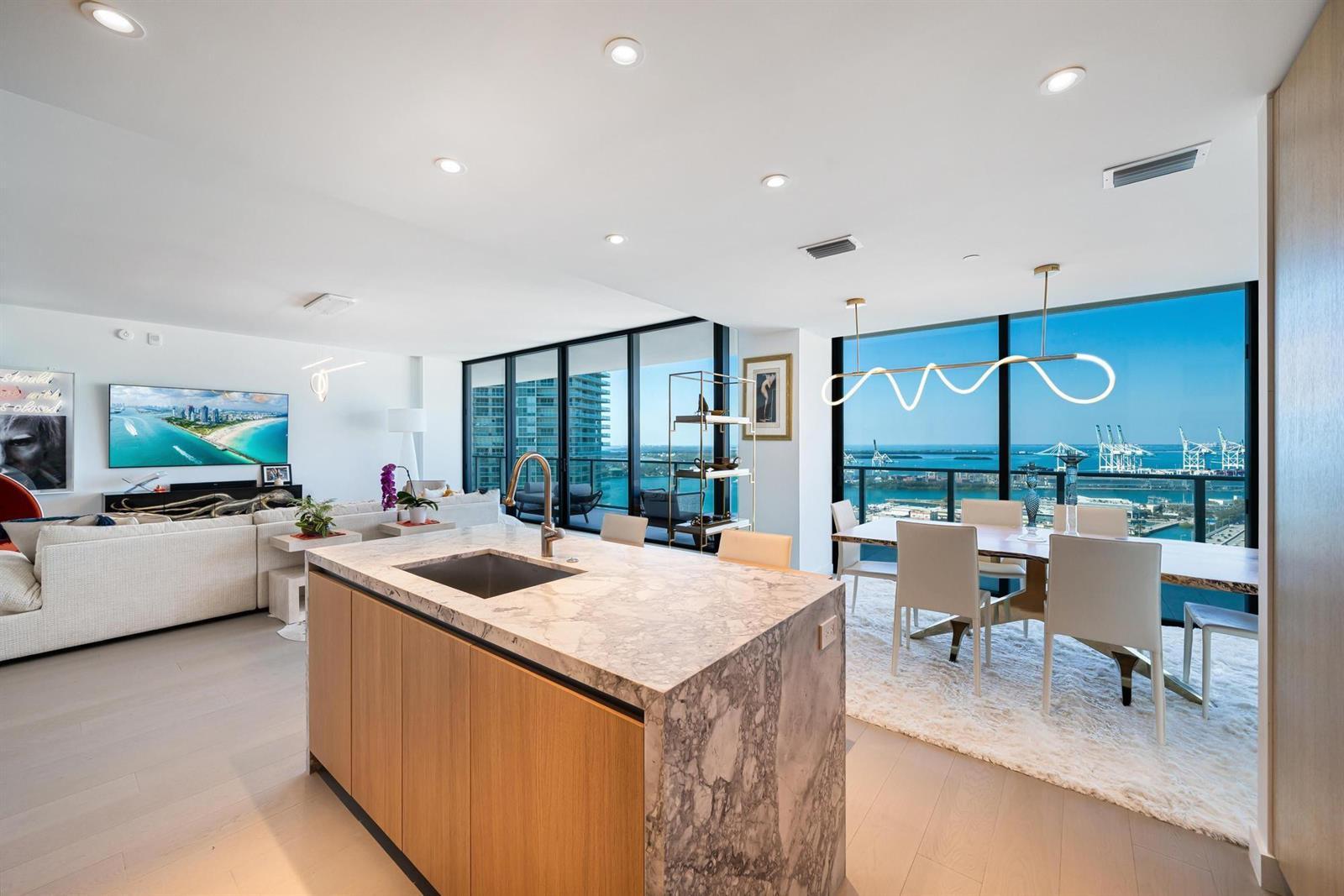 500 Alton # 2702, Miami Beach FL 33139 photo 5