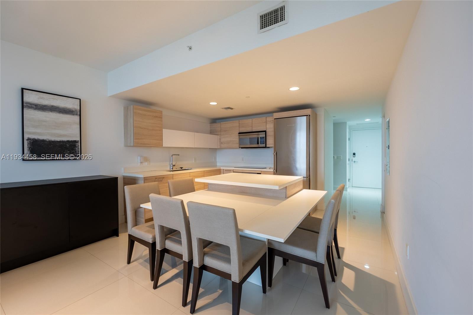 16385 Biscayne Blvd # 3117, North Miami Beach FL 33160 photo 5