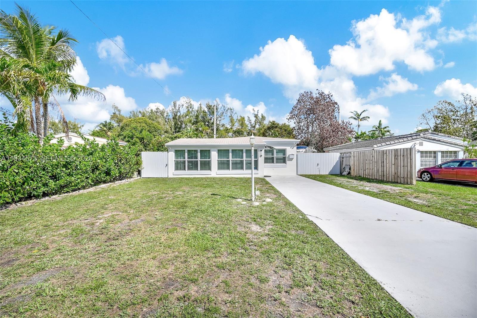1323 NE 182nd St, North Miami Beach FL 33162