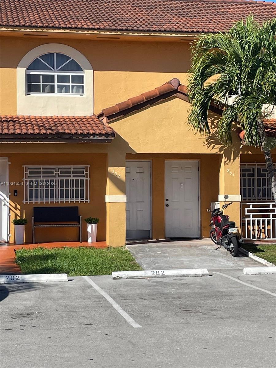7762 W 34th Ln # 202, Hialeah FL 33018 photo 3