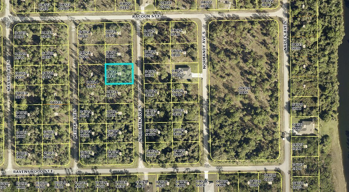 128 Noblemen Avenue S, Lehigh Acres FL 33974 photo 2