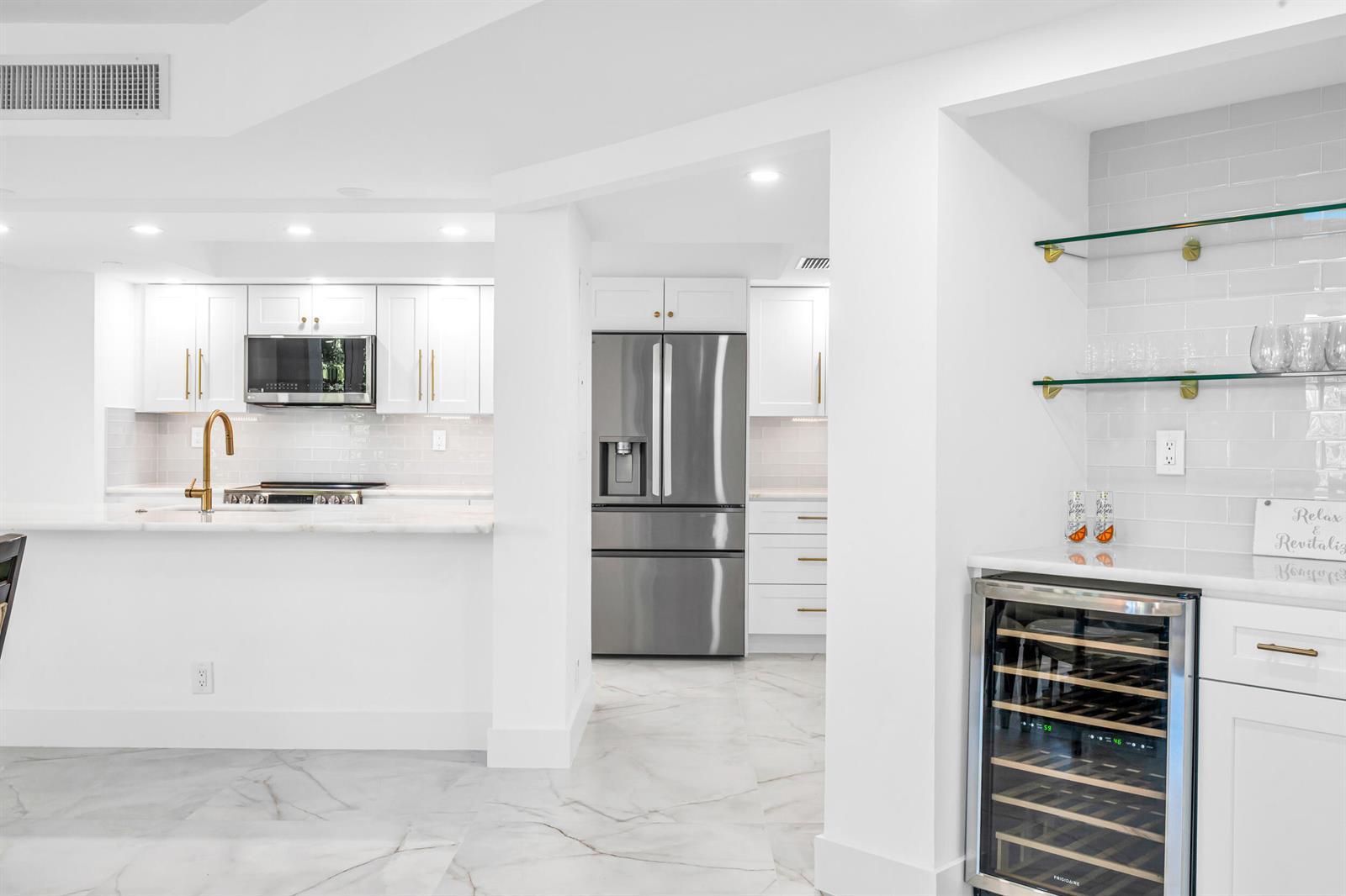 100 SE 5th Avenue # 304, Boca Raton FL 33432 photo 3