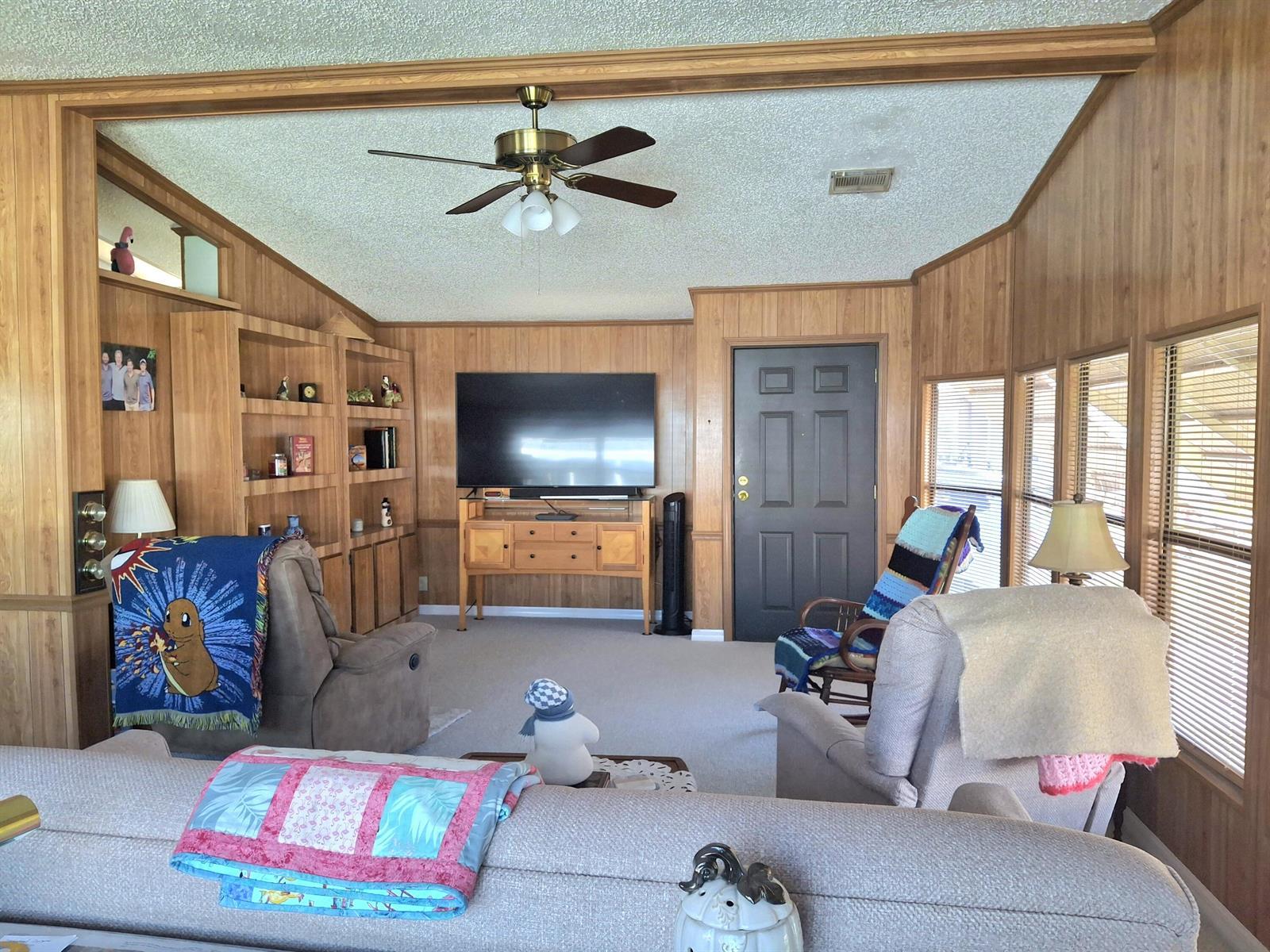 8165 Buckthorn Circle, Port St. Lucie FL 34952 photo 4