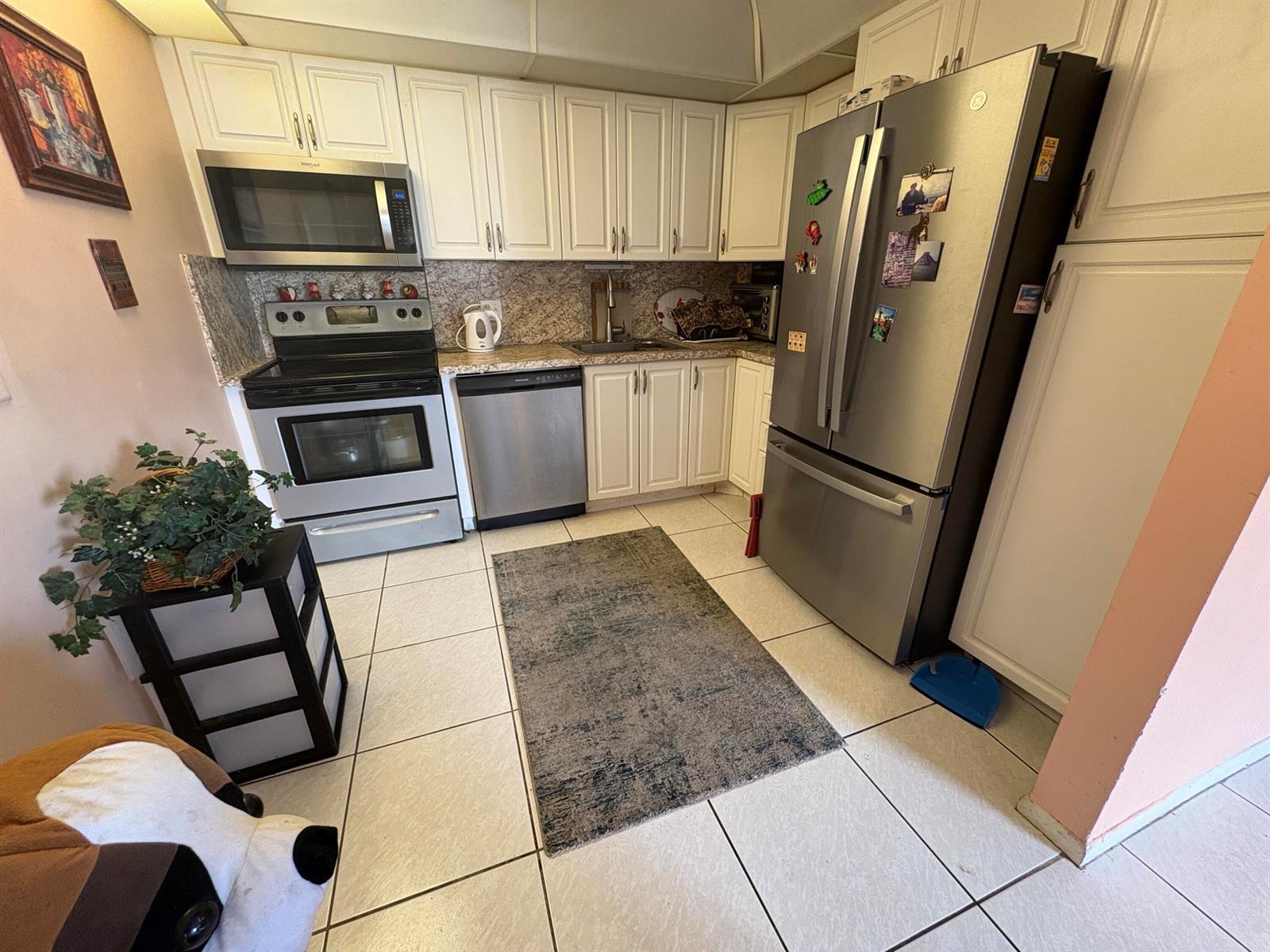202 Greenbrier C, West Palm Beach FL 33417