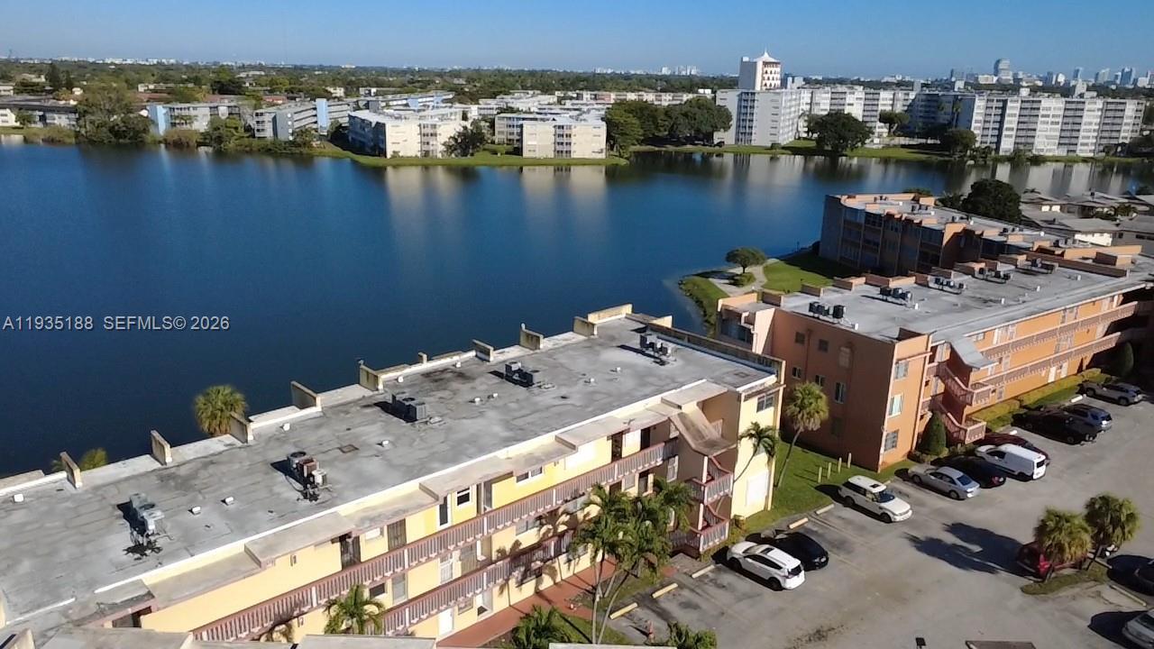 1551 NE Miami Gardens Dr # 216, Miami FL 33179 photo 3