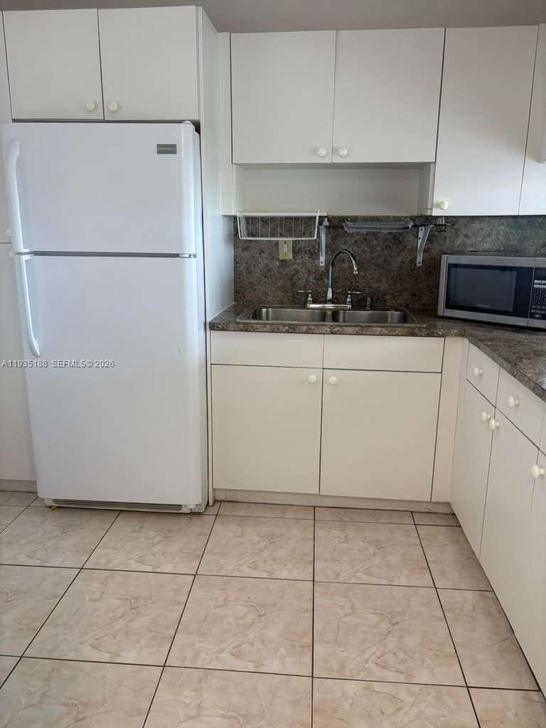 1551 NE Miami Gardens Dr # 216, Miami FL 33179 photo 5