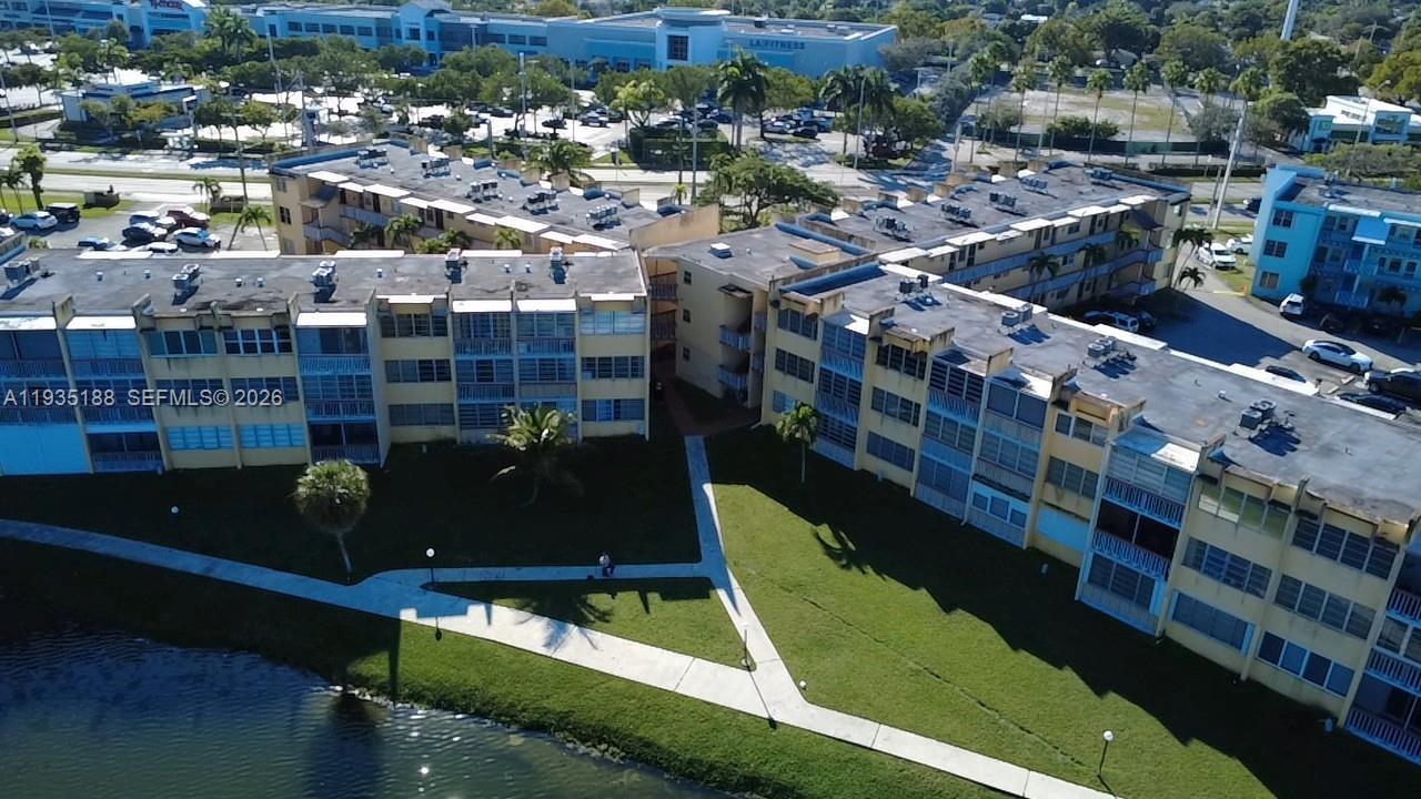 1551 NE Miami Gardens Dr # 216, Miami FL 33179 photo 4