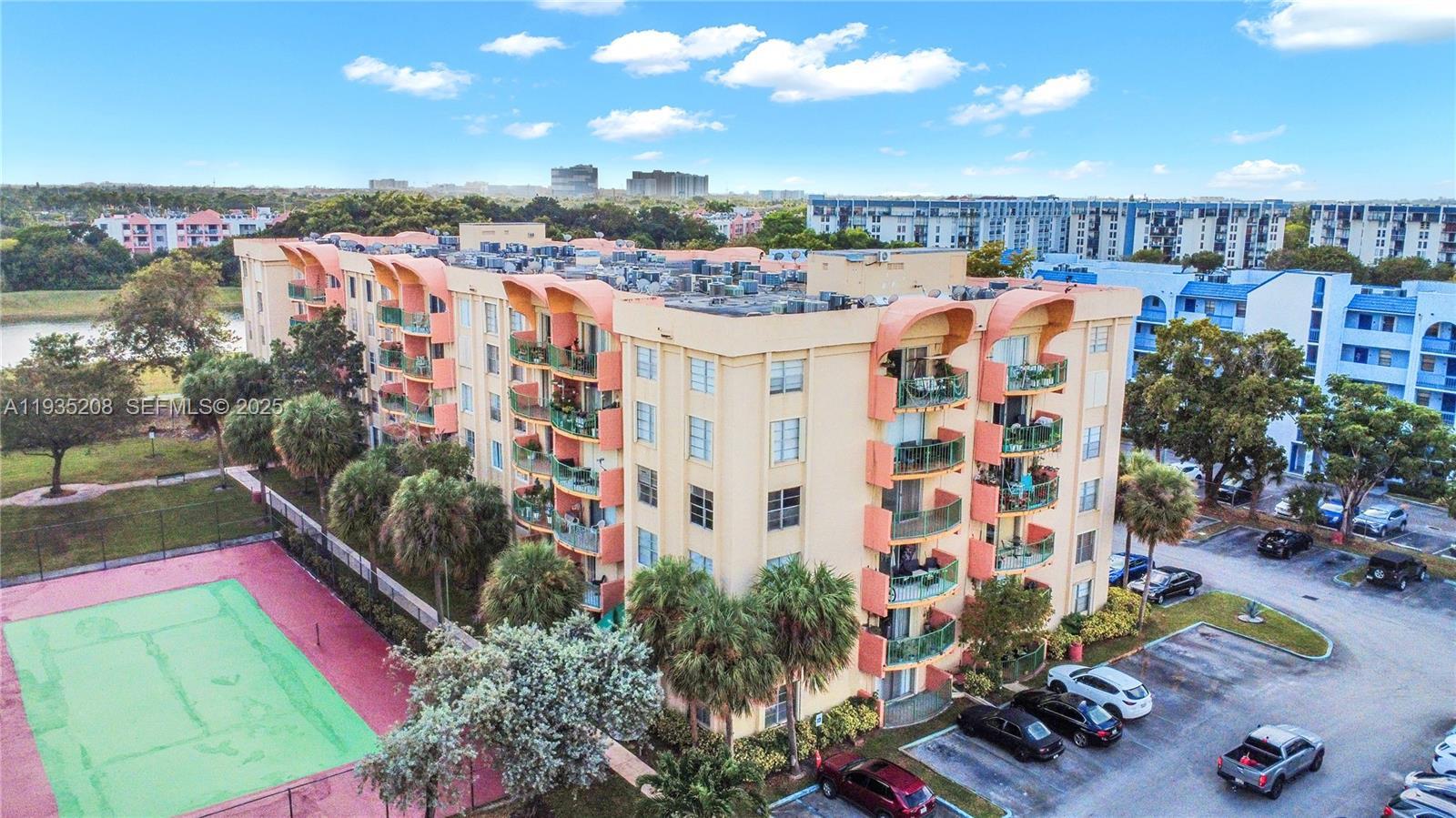9360 Fontainebleau Blvd # 101, Miami FL 33172 photo 4
