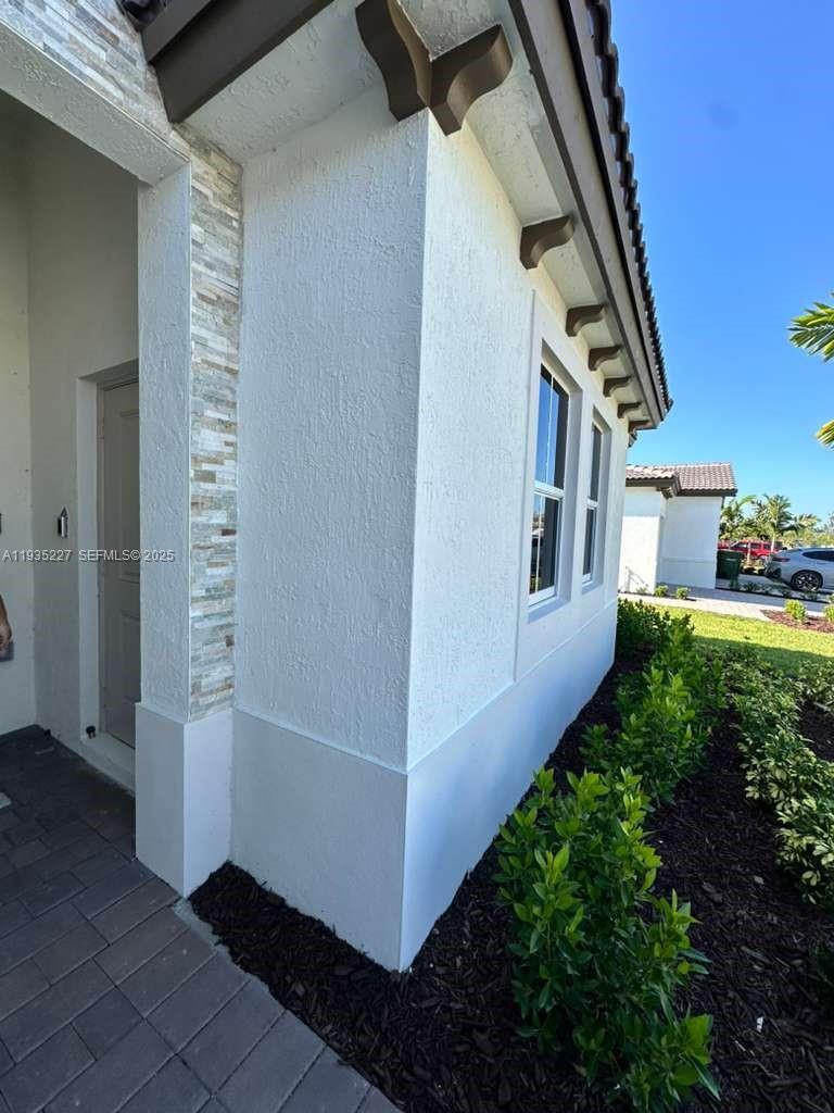 2240 SE 30th St # 1, Homestead FL 33035 photo 2