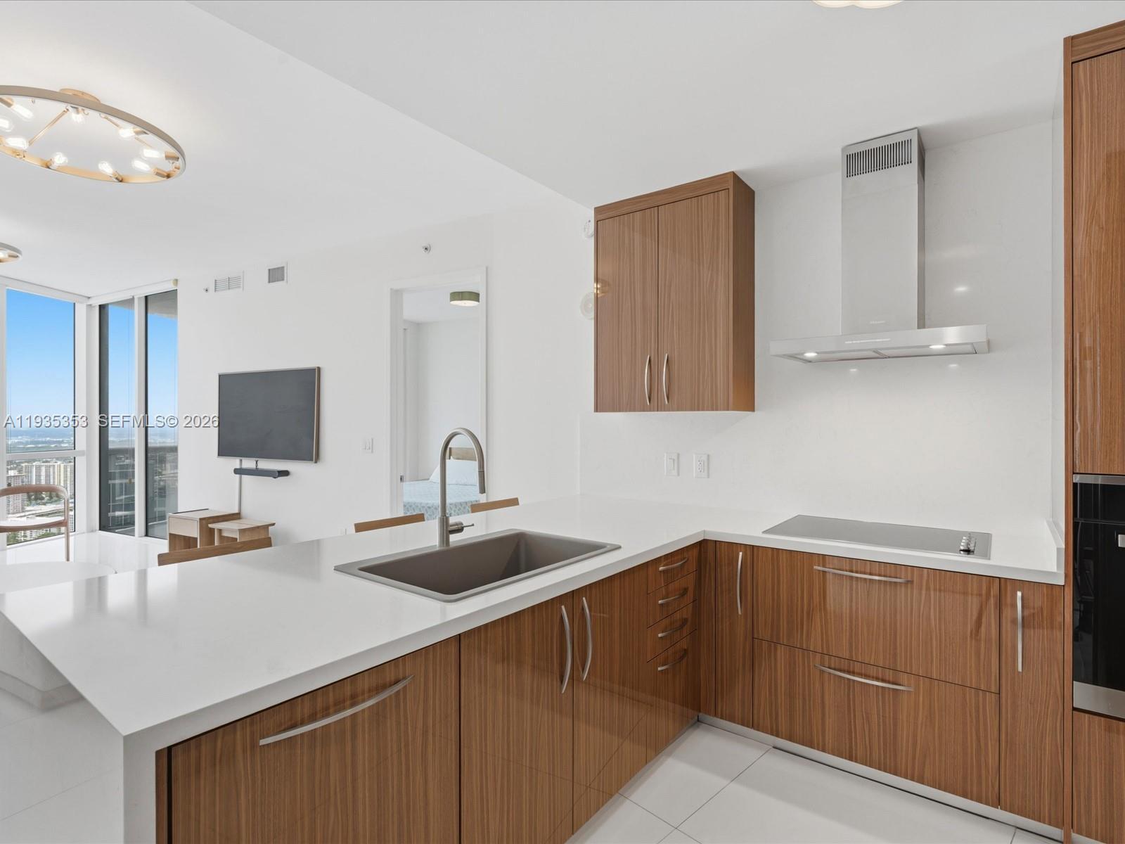 18201 Collins Ave # 5508, Sunny Isles Beach FL 33160 photo 3