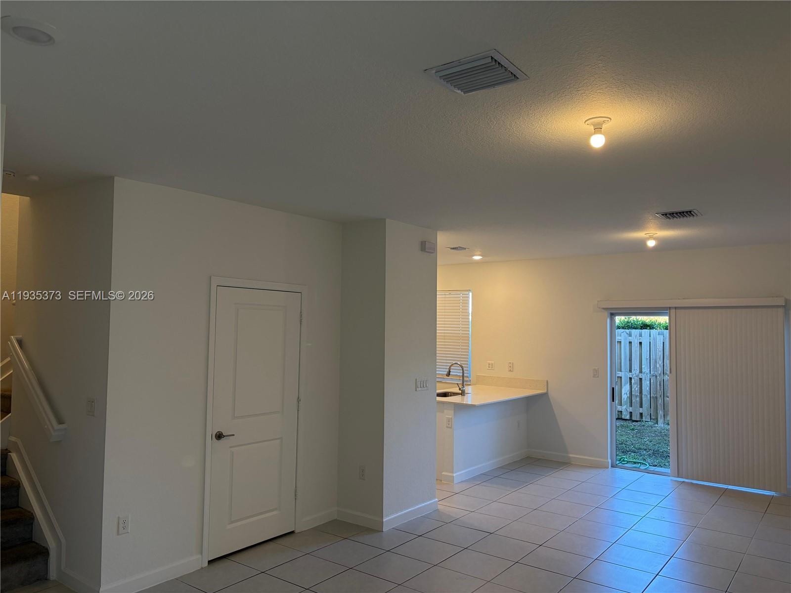 2661 SE 10th St # 2661, Homestead FL 33035 photo 3