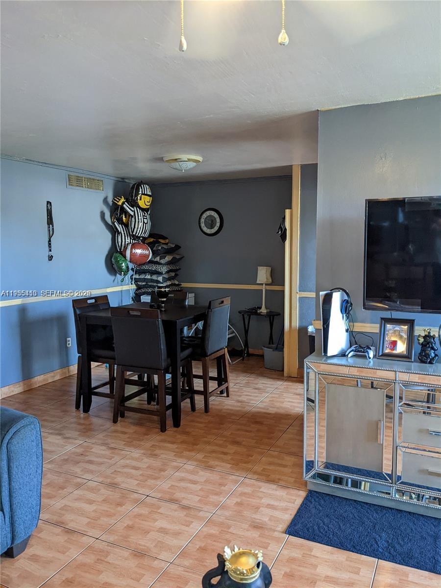 65 NE 202nd Ter # Q27, Miami Gardens FL 33179 photo 5