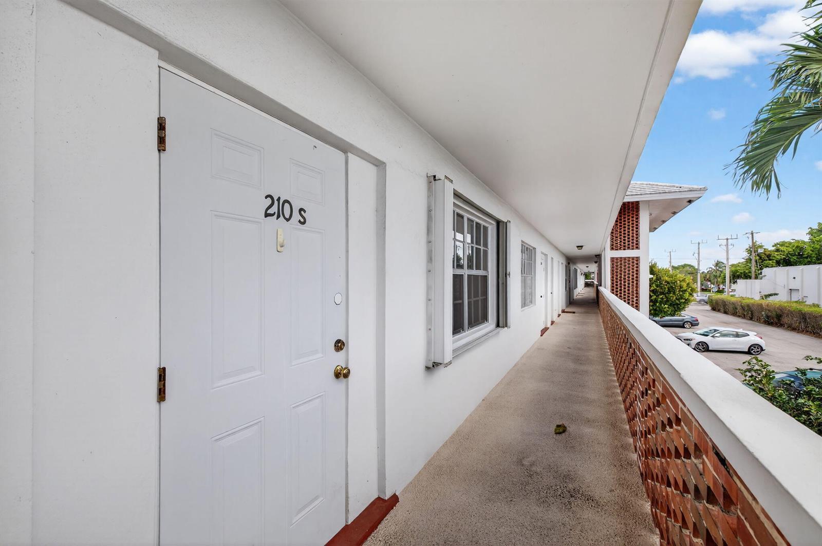 2050 NE 39th Street # 210s, Lighthouse Point FL 33064 photo 3