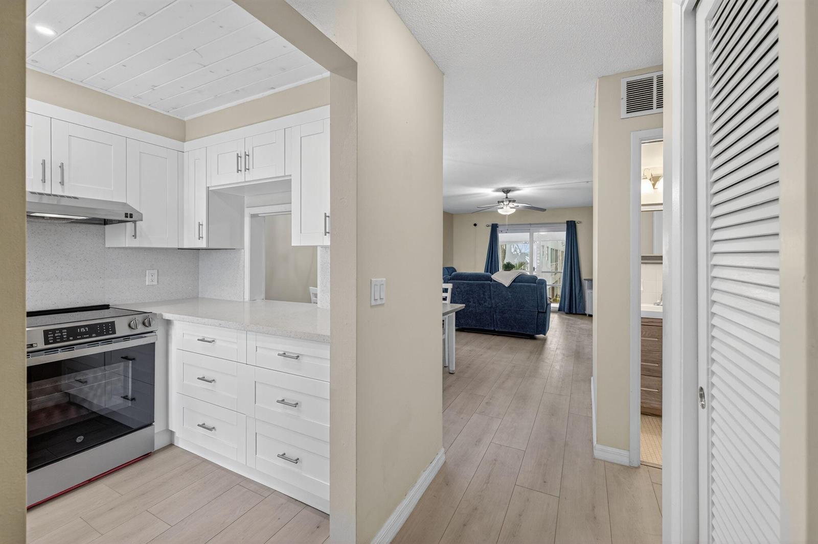 2050 NE 39th Street # 210s, Lighthouse Point FL 33064 photo 4