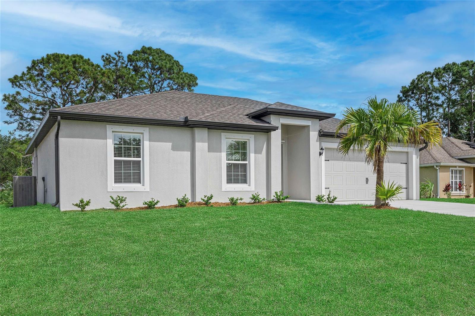 8426 104th Court, Vero Beach FL 32967 photo 2