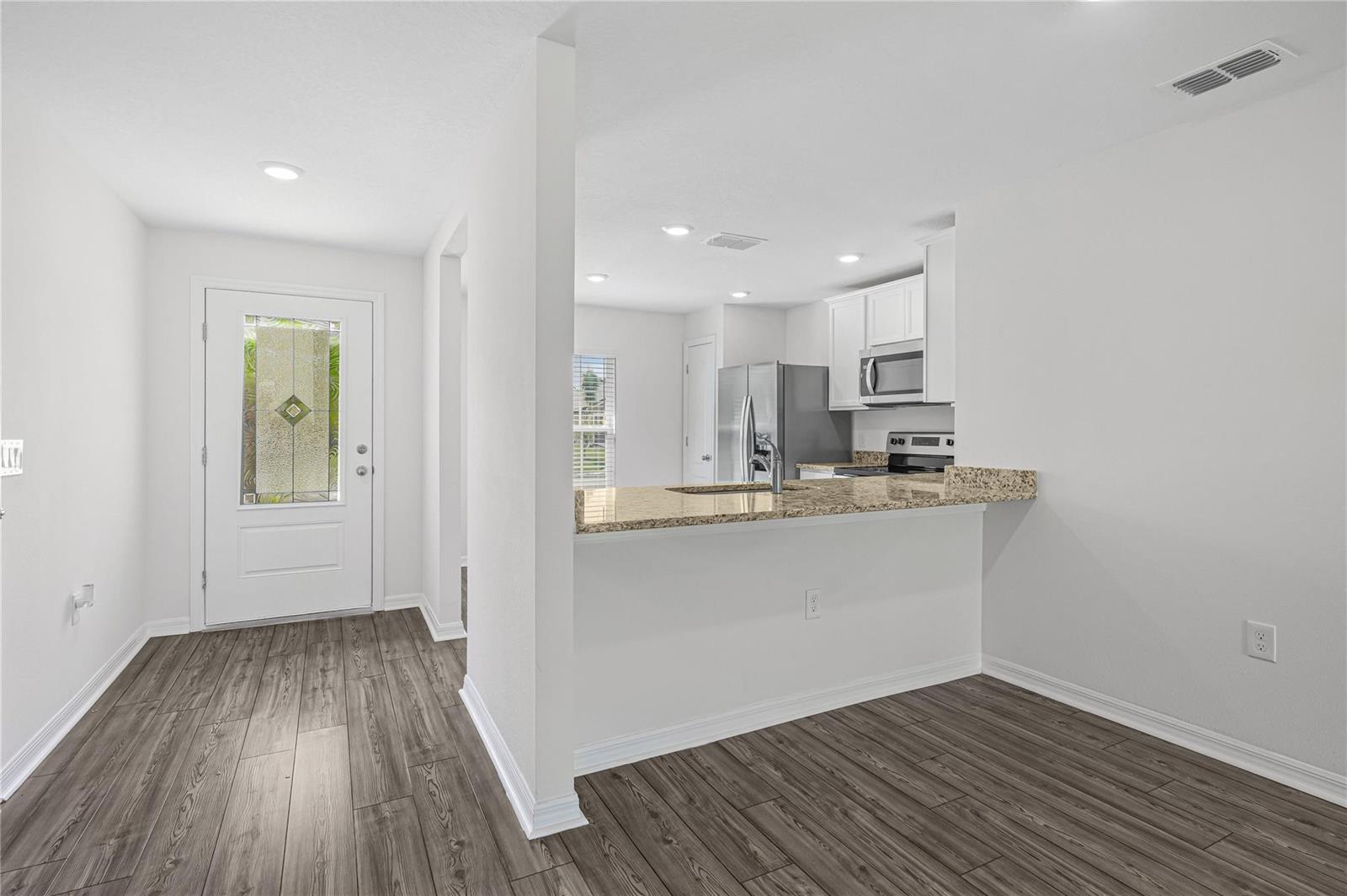 8426 104th Court, Vero Beach FL 32967 photo 4
